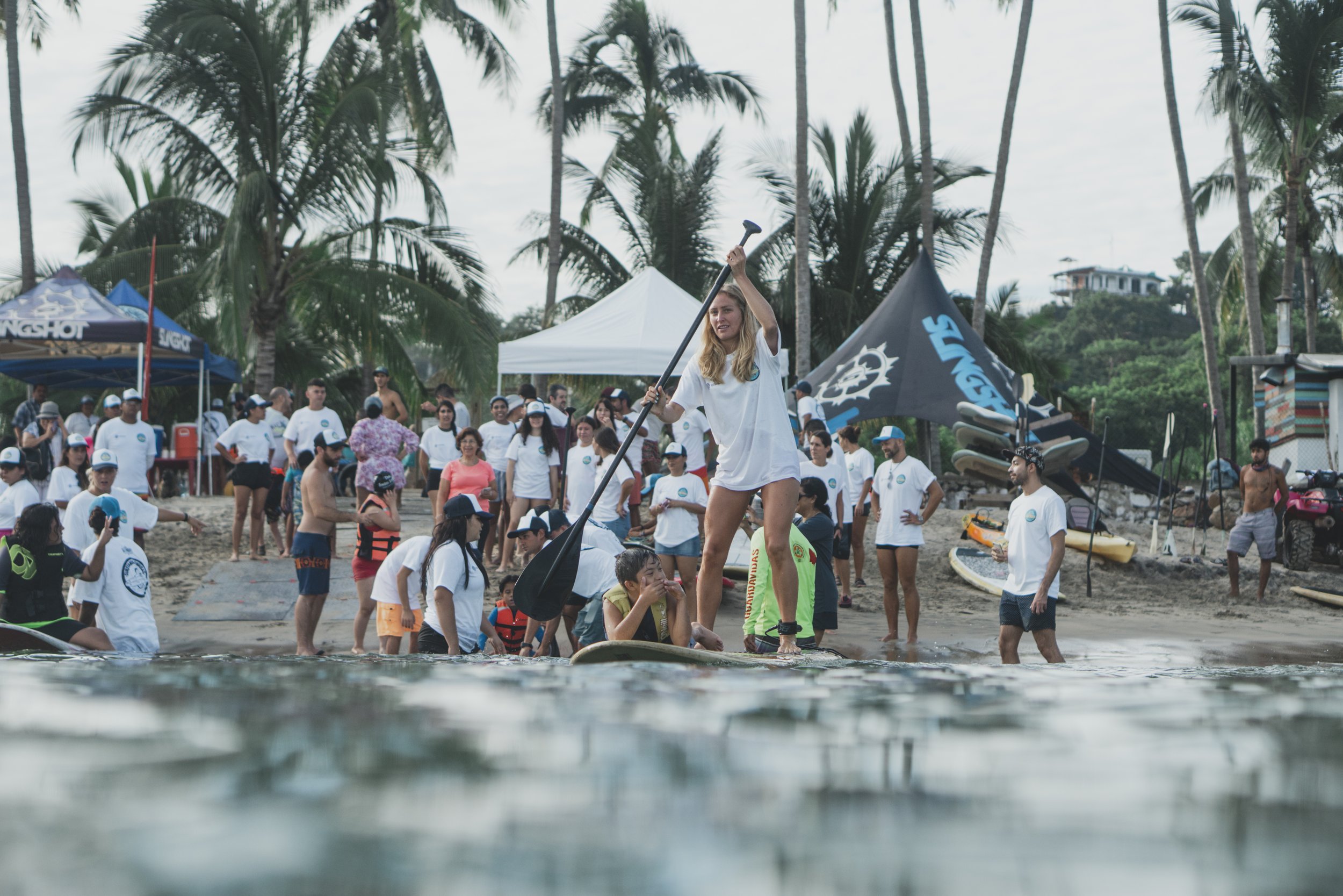 Surfeando Sonrisas Lo de Marcos-15.jpg