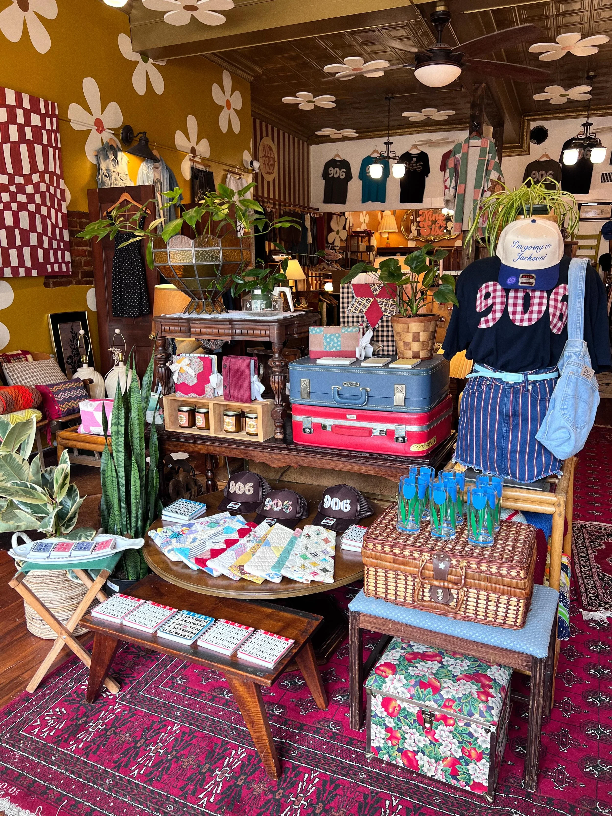 Happy Saturday! The shop got a makeover this week and new inventory hit the floor! @wild.roots.plants dropped of a big batch of plants and @thehenswalkvintageshoppe added travel pouches to the lineup. We&rsquo;ve got new furniture, lots of new clothe