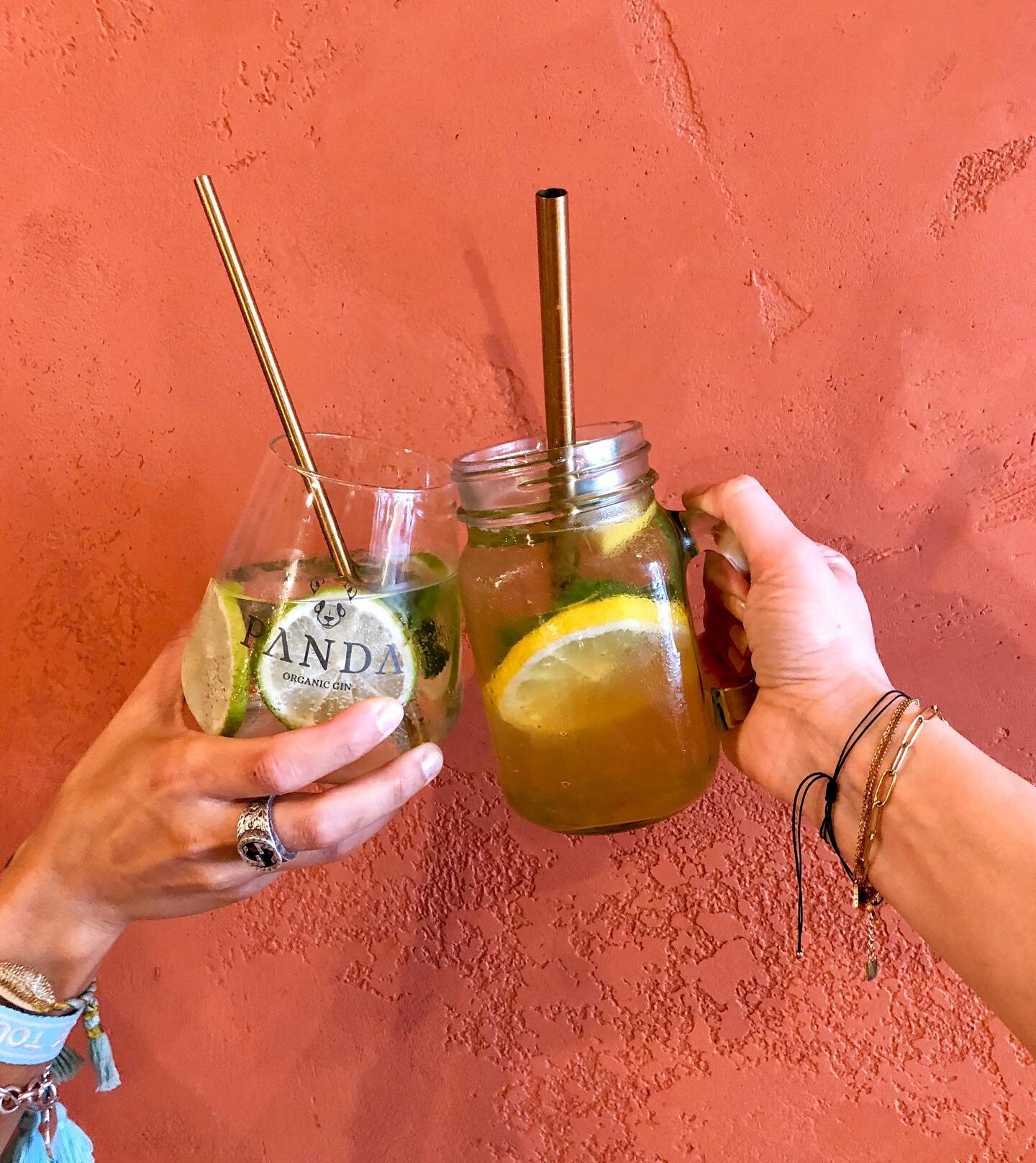 The sun is still there for a few days ☀️ &thinsp;
It's time to enjoy a drink with friends on one of our terraces 🍹🥳 &thinsp;
&thinsp;
#ancho #anchobelgium #sun #terraces #drink #apero #friends #mexican #mexicanfood