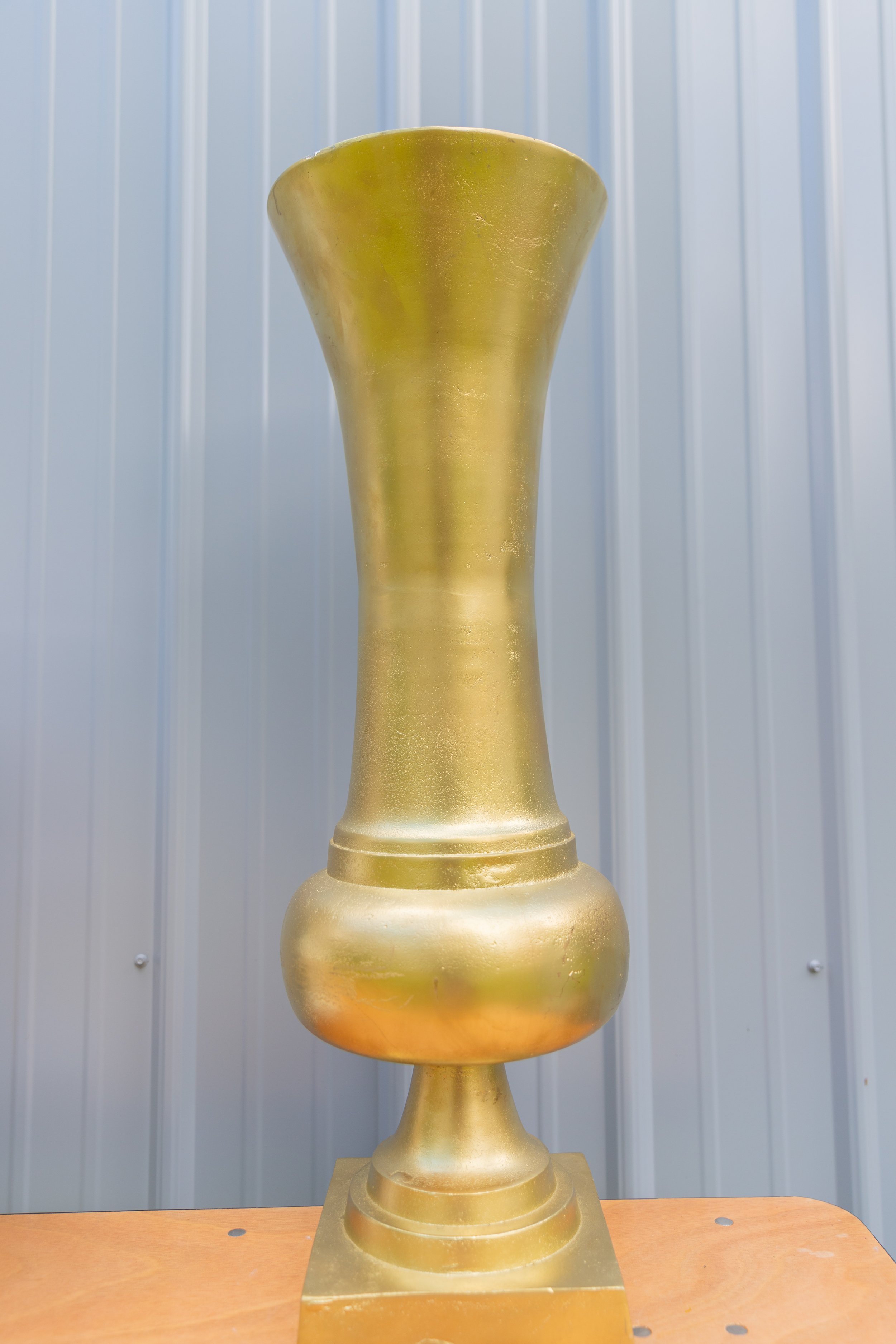 X-Large Gold Trumpet Container