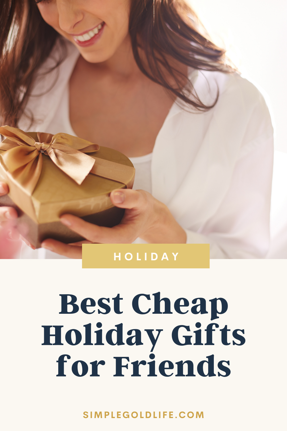  Best Budget Friendly Holiday Gift Ideas for Adults! Your mom, best friend, and family will love them!  