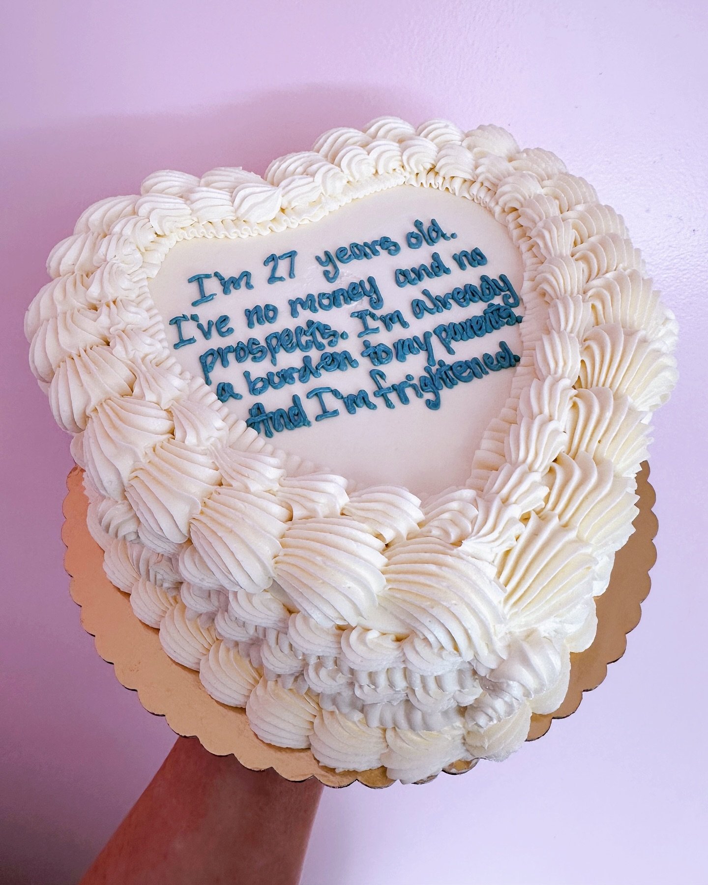A pride and prejudice themed birthday cake 🩵
&bull;
&bull;
&bull;
&bull;
&bull;
#cake #cakedecorating #cakedesign #cakedecoration #cakecakecake #cakeoftheday #cakelover #birthdaycake #birthday #nashville #nashvillecake #franklintn #franklin