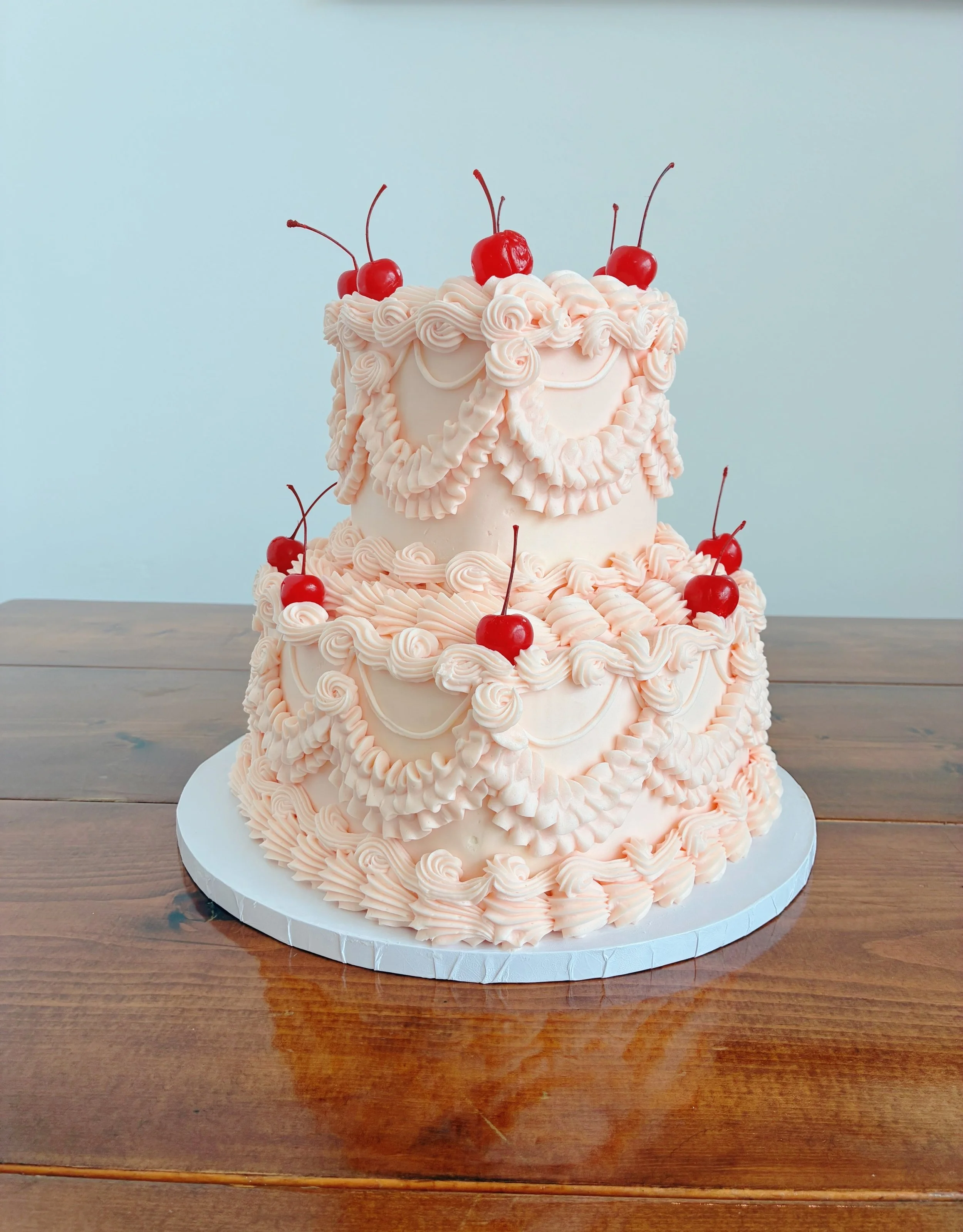 Khrystina + Sebastian 🍒
&bull;
a sparkling raspberry ros&eacute; cake + raspberry preserves + vanilla buttercream 🍰
&bull;
#cake #weddingcake #nashvillewedding #nashville #weddinginspiration
