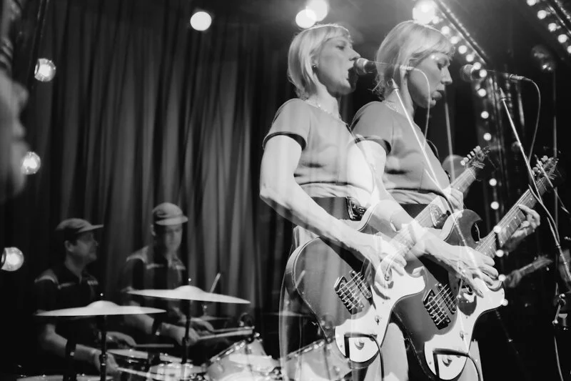 
Casual Dots & Oldest  