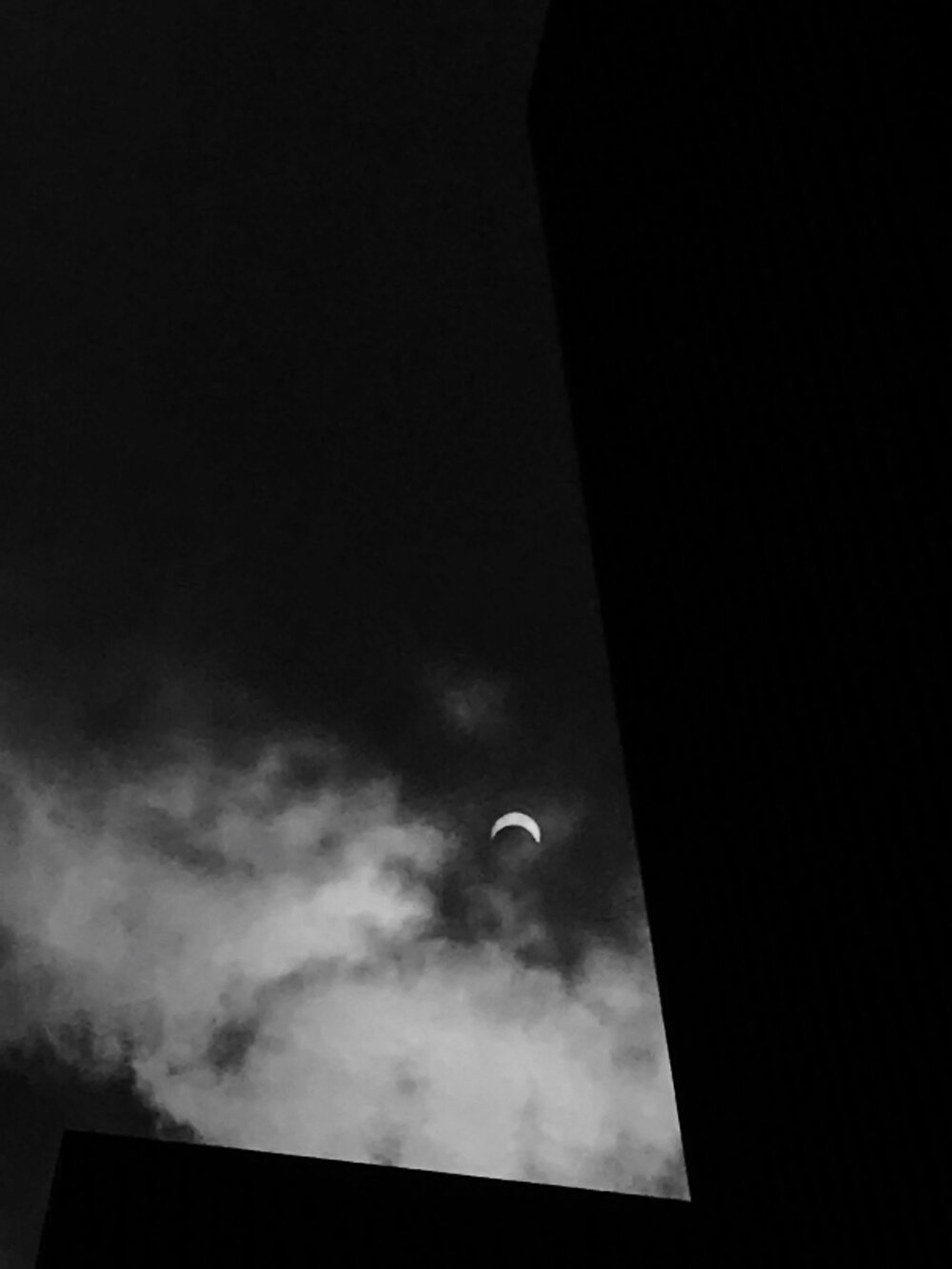 69-eclipse.jpg