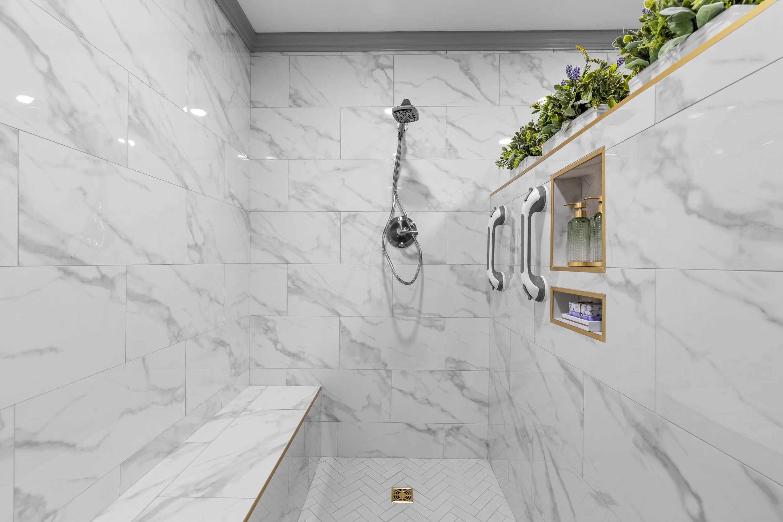 the-birth-sanctuary-hydrotherapy-birth-suite.jpg