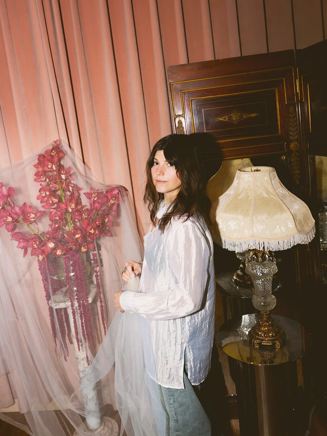 SO MUCH to share from yesterday ❤️ 

This was the first of a few shoots I have planned for my new branding as I&rsquo;m taking over the business. It went so well and I&rsquo;m so grateful for the amazing team of ladies that made it happen. 

More com