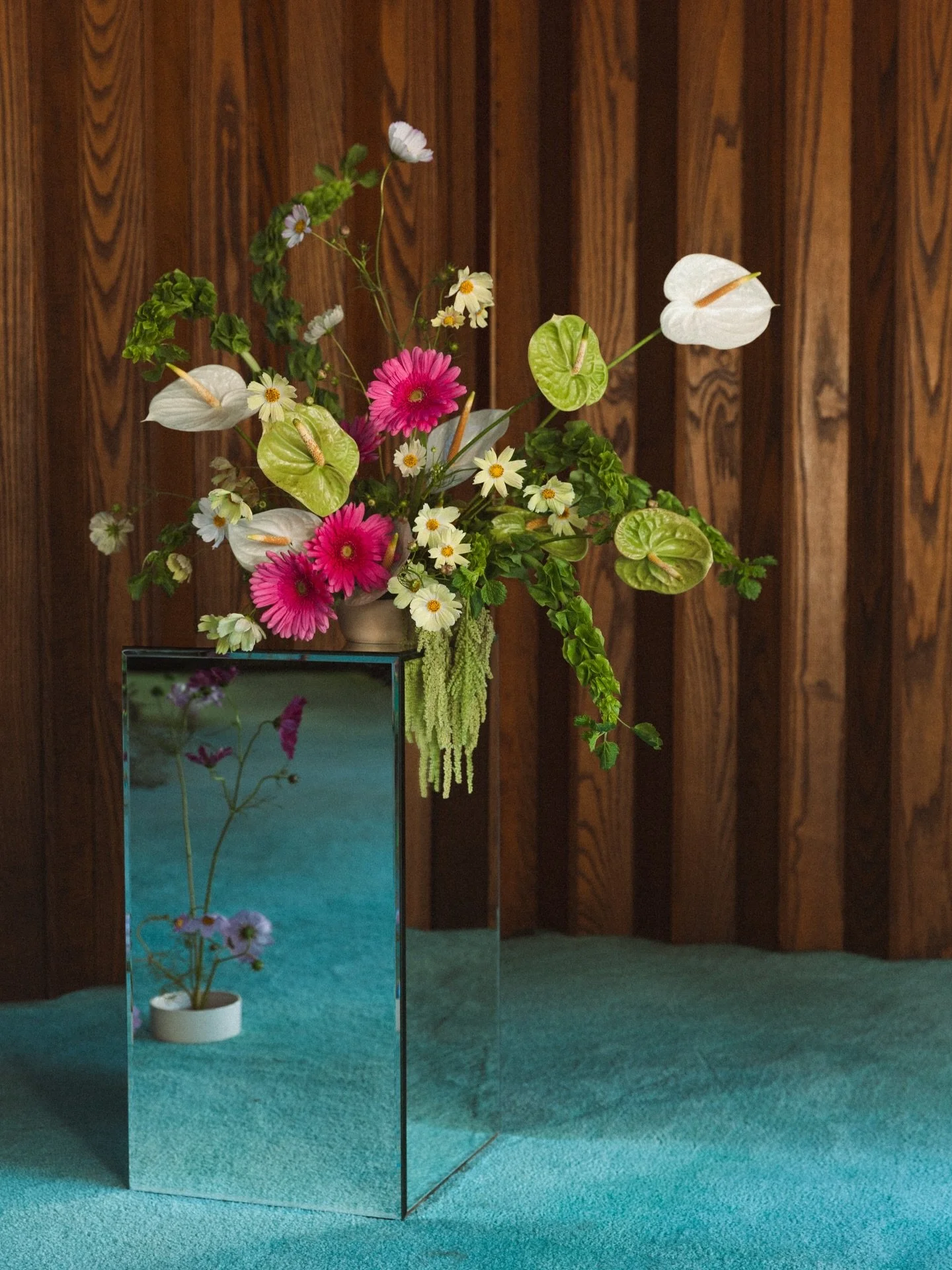 Maybe if I keep posting old @bride.kc shoots, they will want to do another one?! 

Photos @madebyhalle 
Dress @bride.kc 
Dress Designer @chosenbykyha 
HMU @thehairparlourkc 
Model @goodewithane 
Florals @thecottagerose 
.
.
#thecottagerose | Kansas C