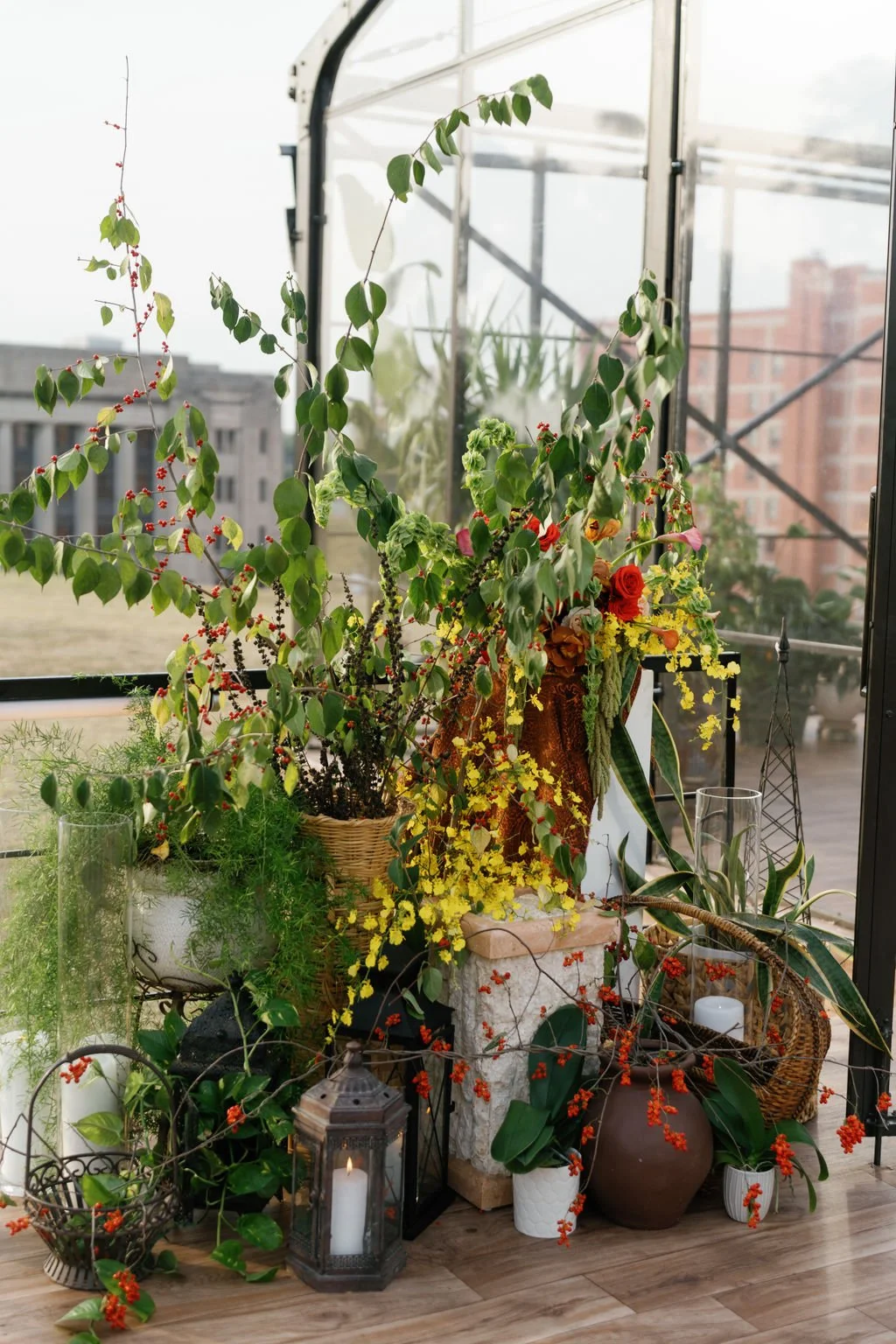 Modern eclectic luxury wedding on the lawn at liberty memorial greenhouse tent wedding outdoor reception fall wedding decor october wedding the cottage rose kansas city wedding florist crossroads centerpieces lanterns candles entrance florals