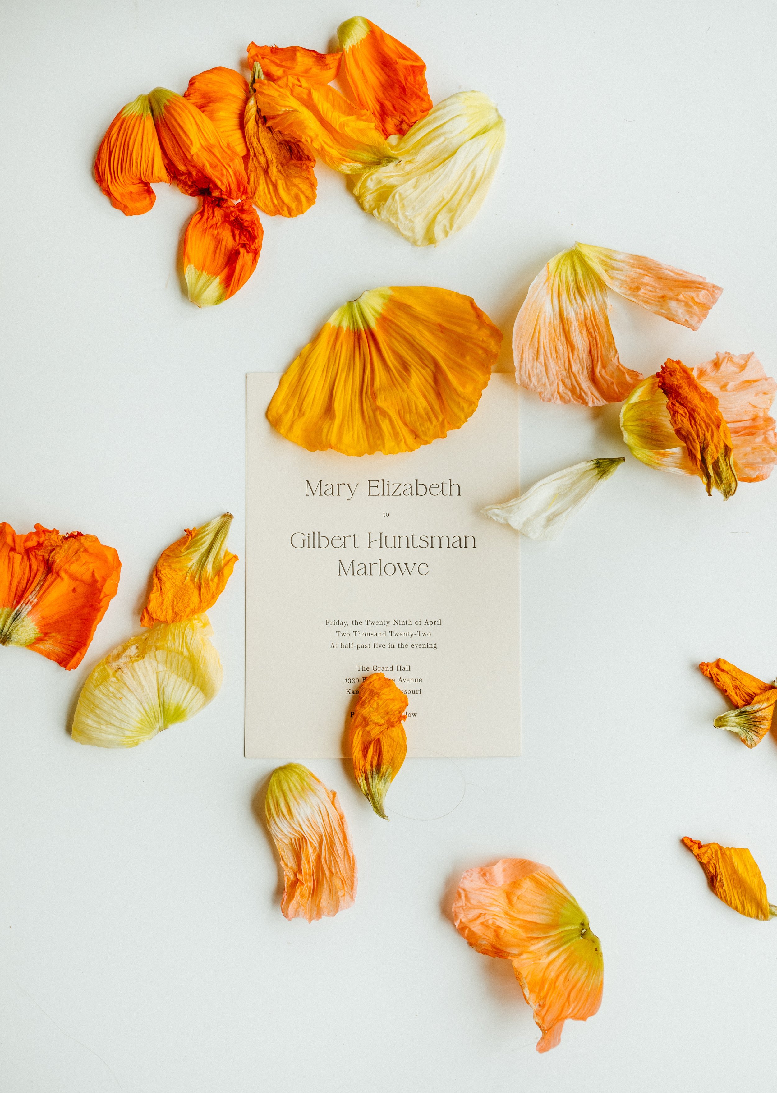 modern garden spring wedding white backdrop large lush spring modern bridal style the grand hall downtown kc the cottage rose kansas city wedding florist crossroads