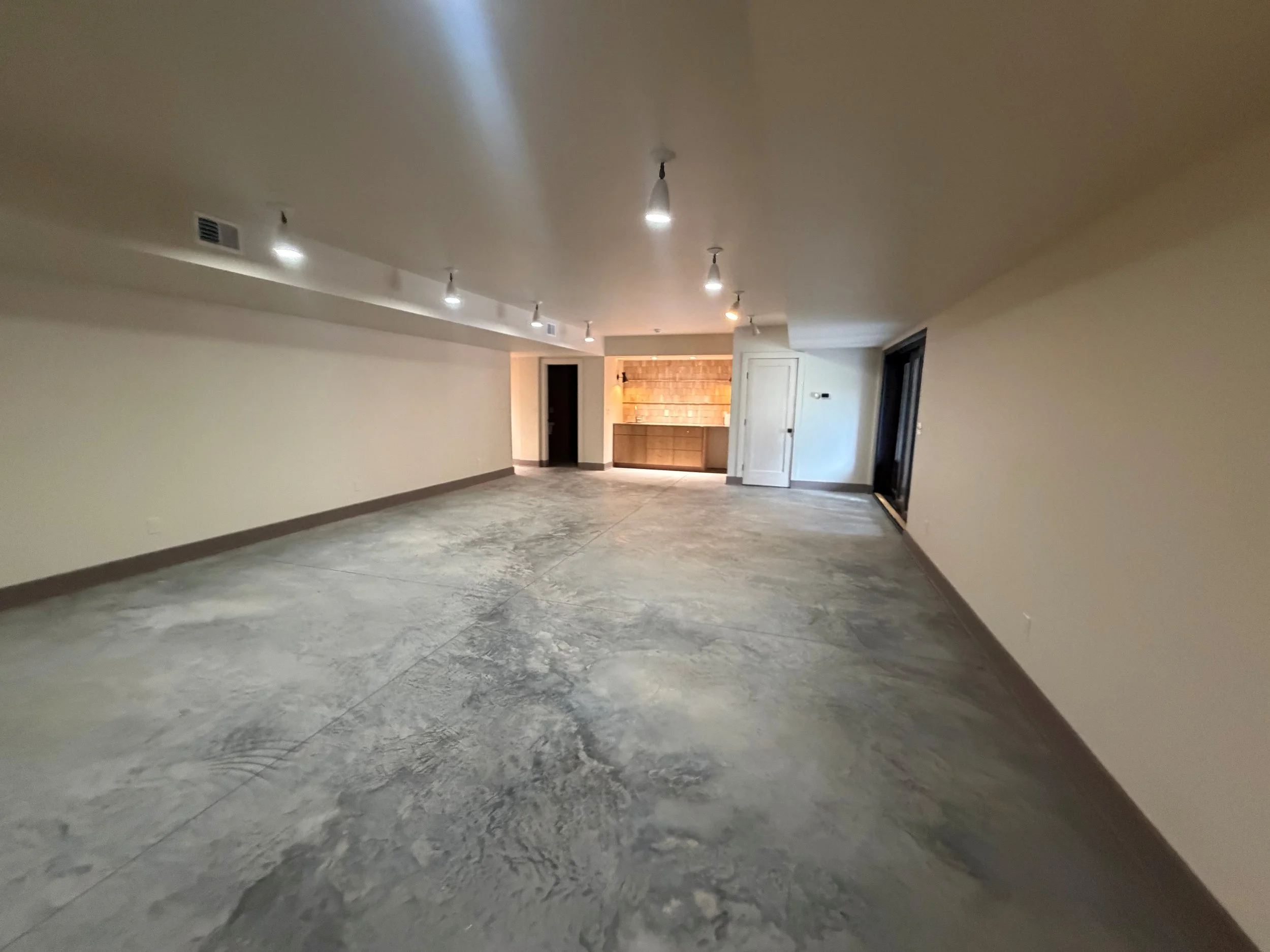 basement2.jpg