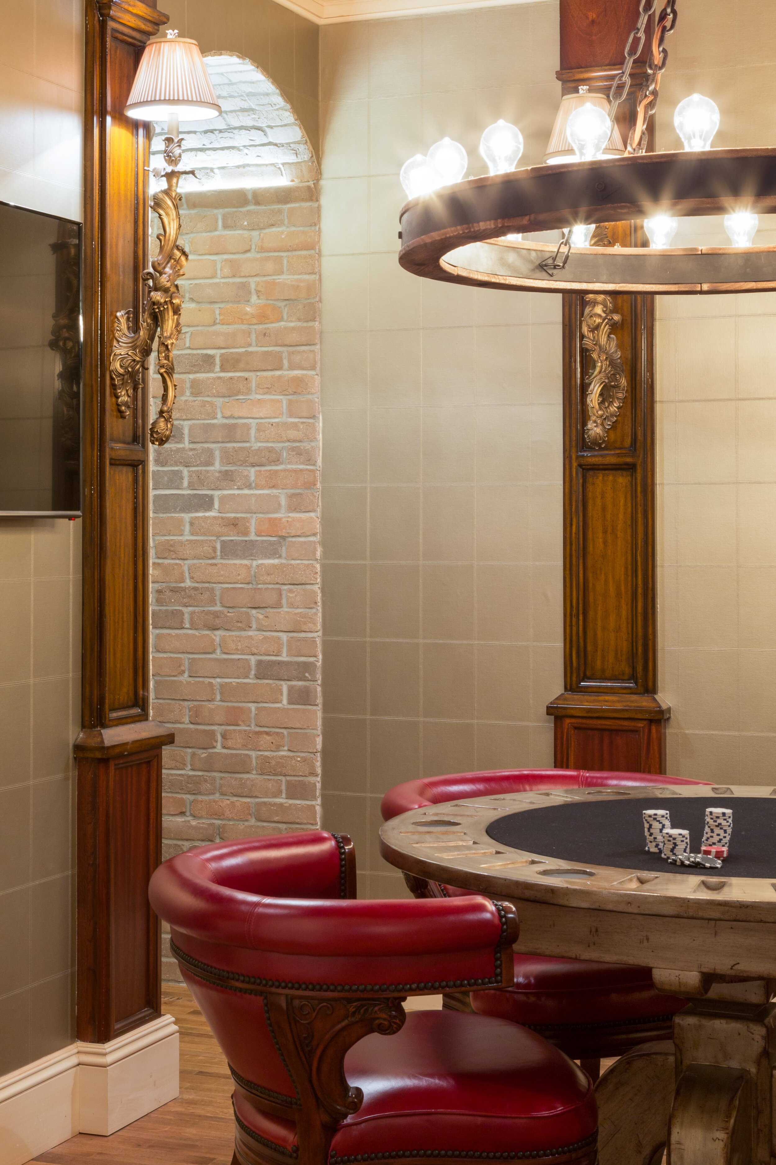 Cliffside Estate Poker Table - Avon, Connecticut. 