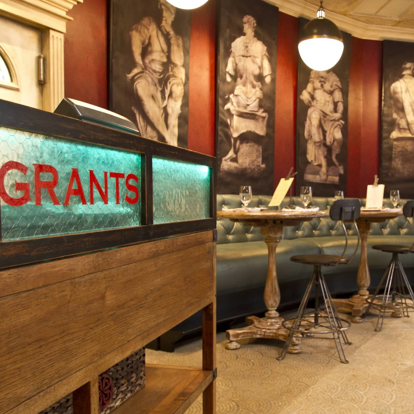 commercial luxury INTERIOR DESIGN PORTFOLIO