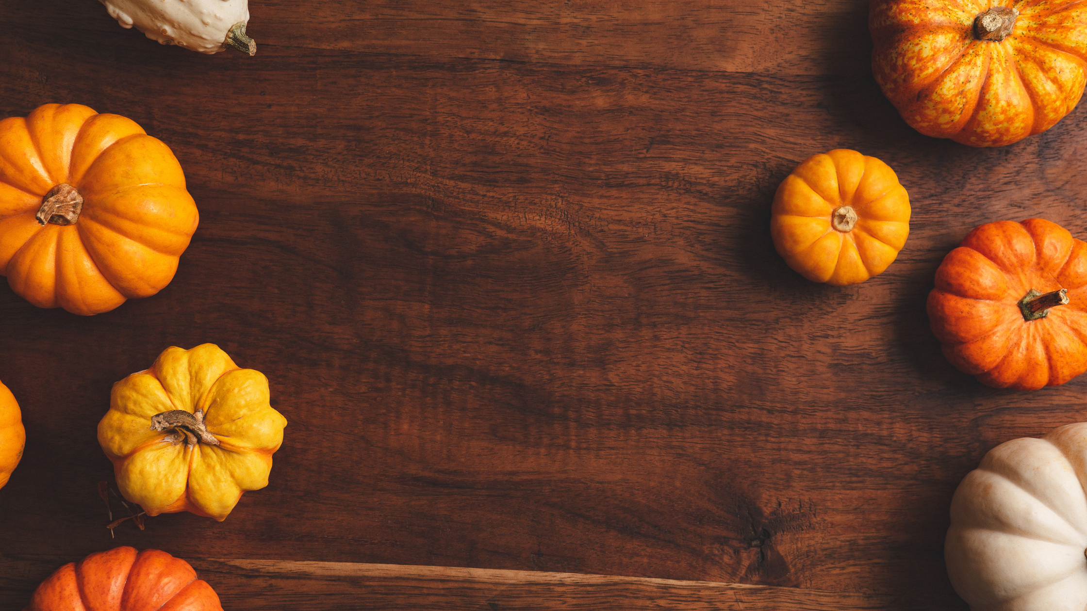 Updating Your Entryway for Fall: Seasonal Tips for a Warm and Welcoming Space