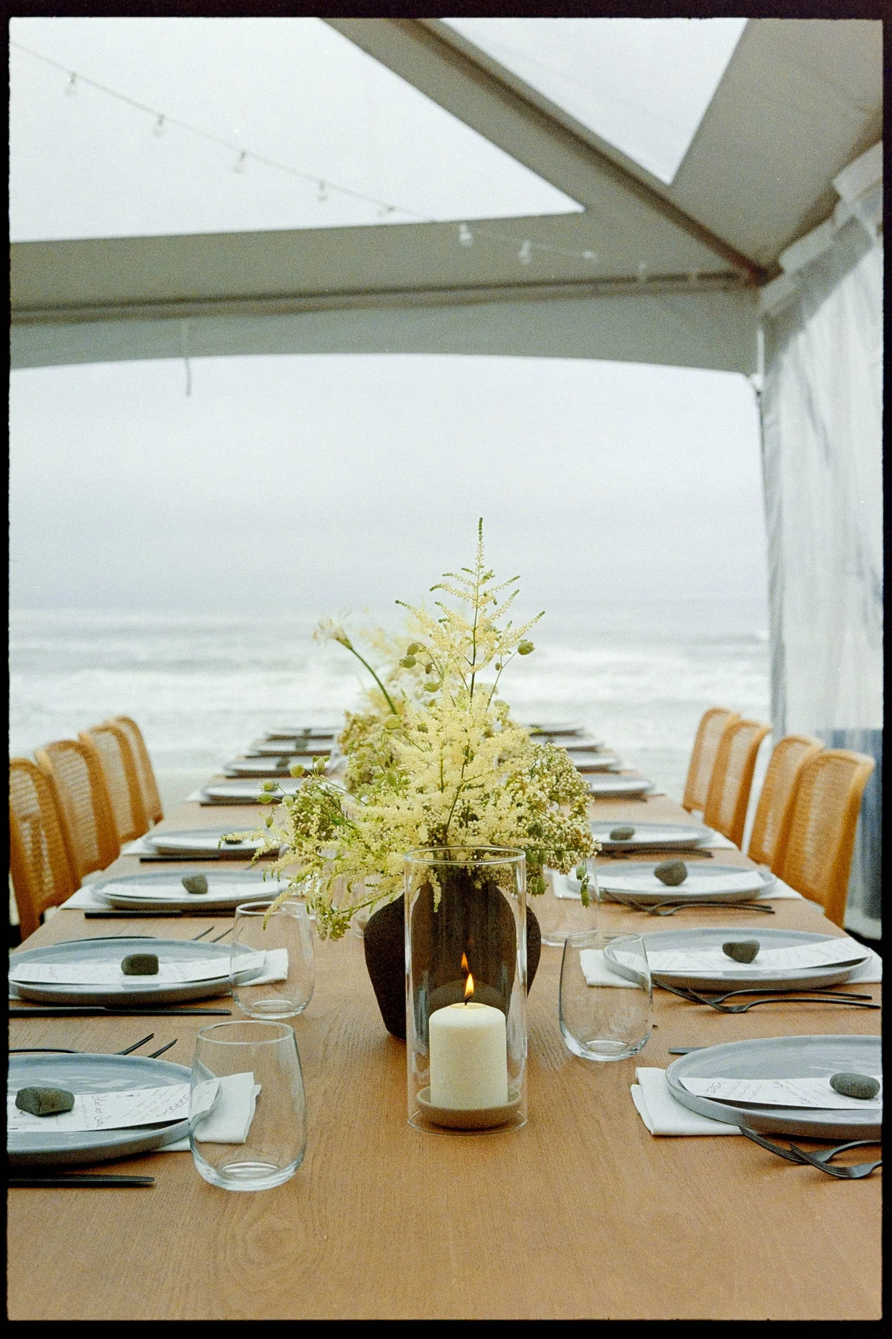 Meg&IanWeddingPhotos_CocktailHour_PortlandWeddingPhotographer_HereafterFilms_-7.jpg