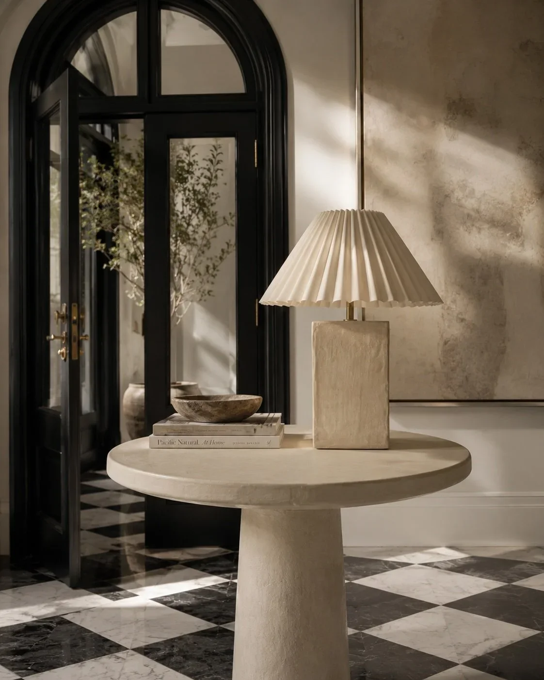 The Mercer Lamp
A ceramic table lamp, made to order in Austin.