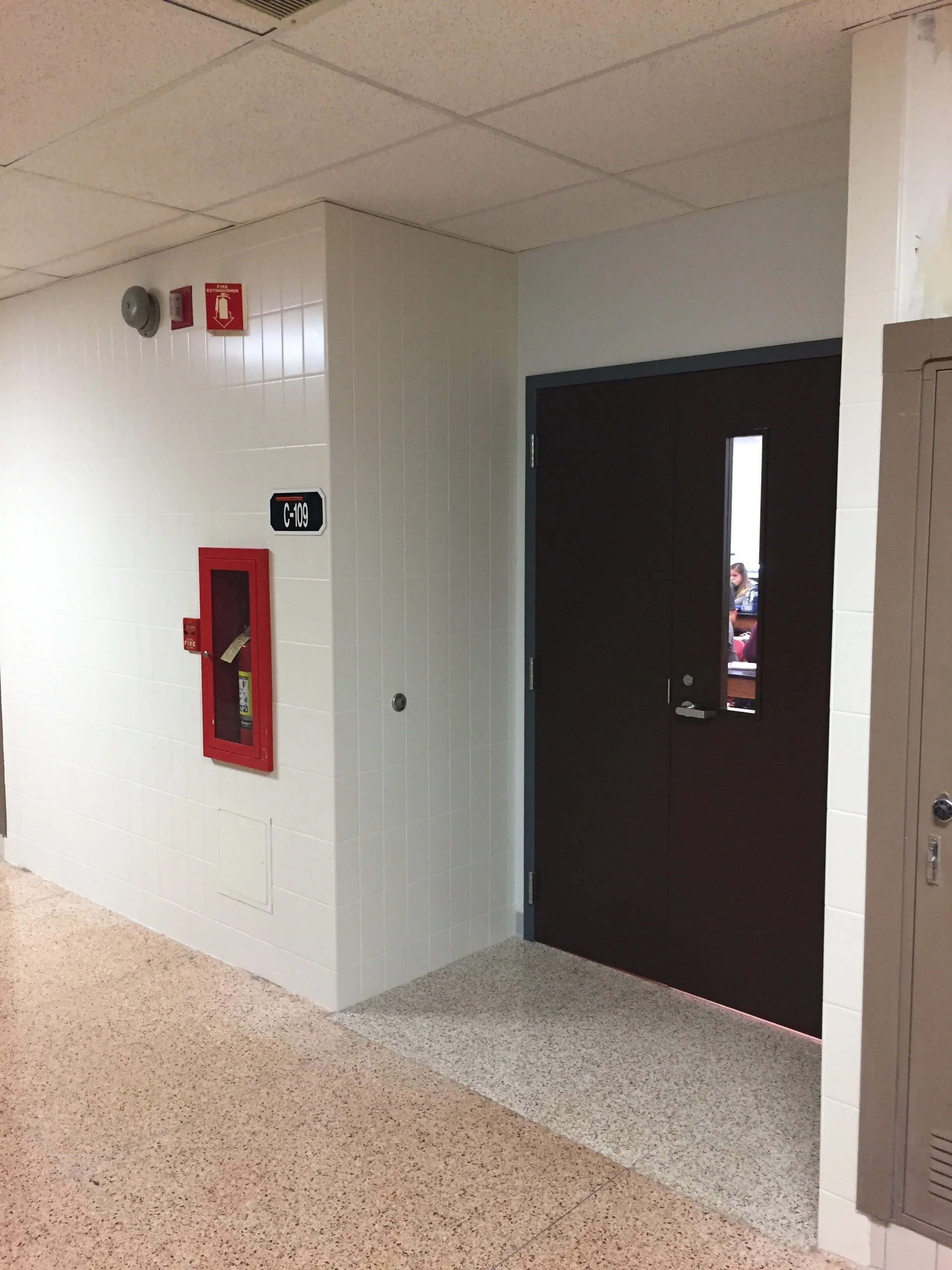 DimanPhysicsLab_IMG_0168.jpg