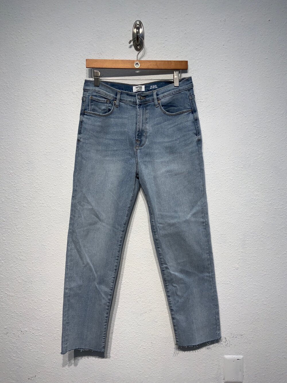 Ladies kensie Jeans Size 8/29 — DEB Project