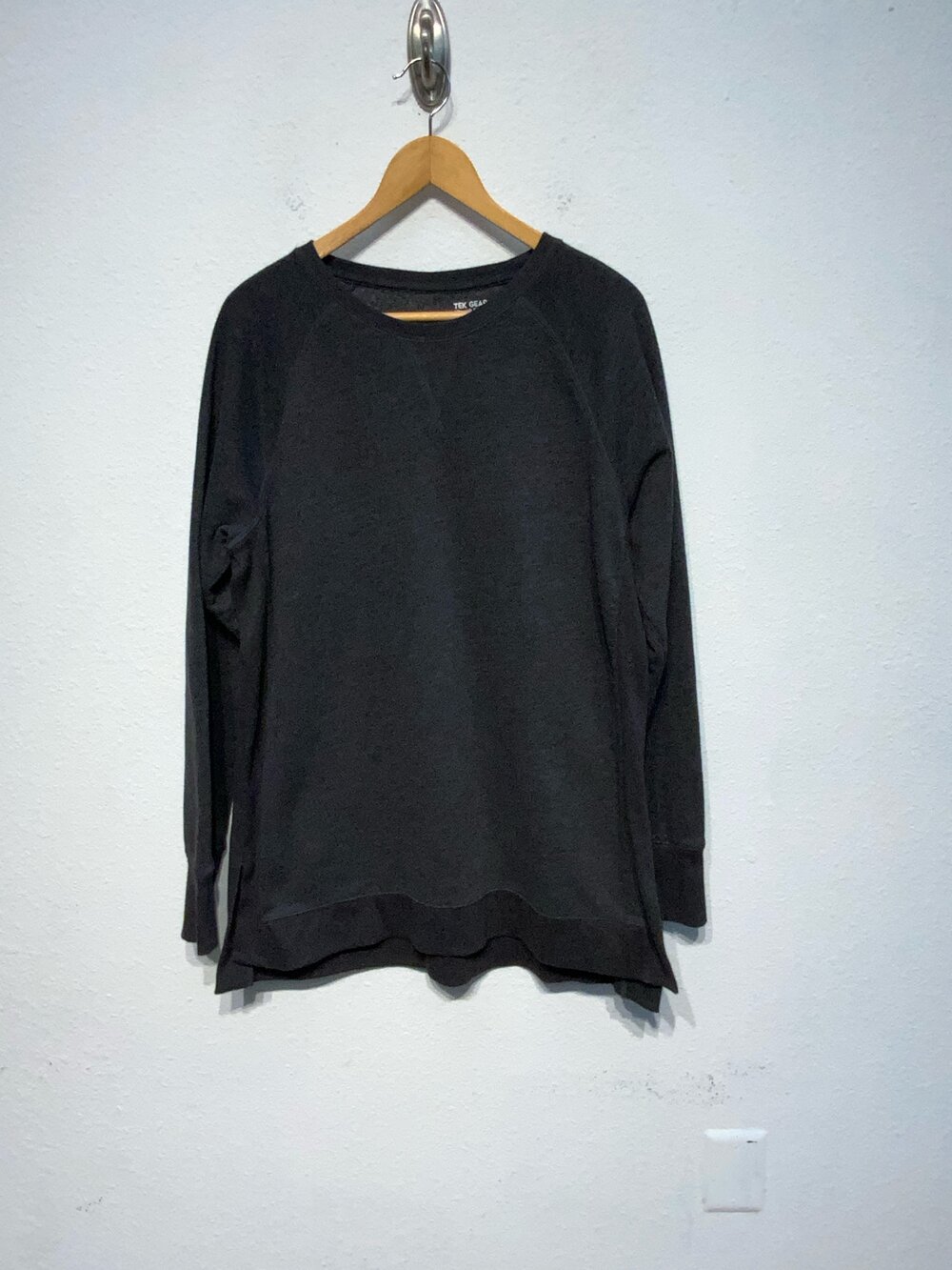 Ladies TECH GEAR Sweatshirt Size XL — DEB Project