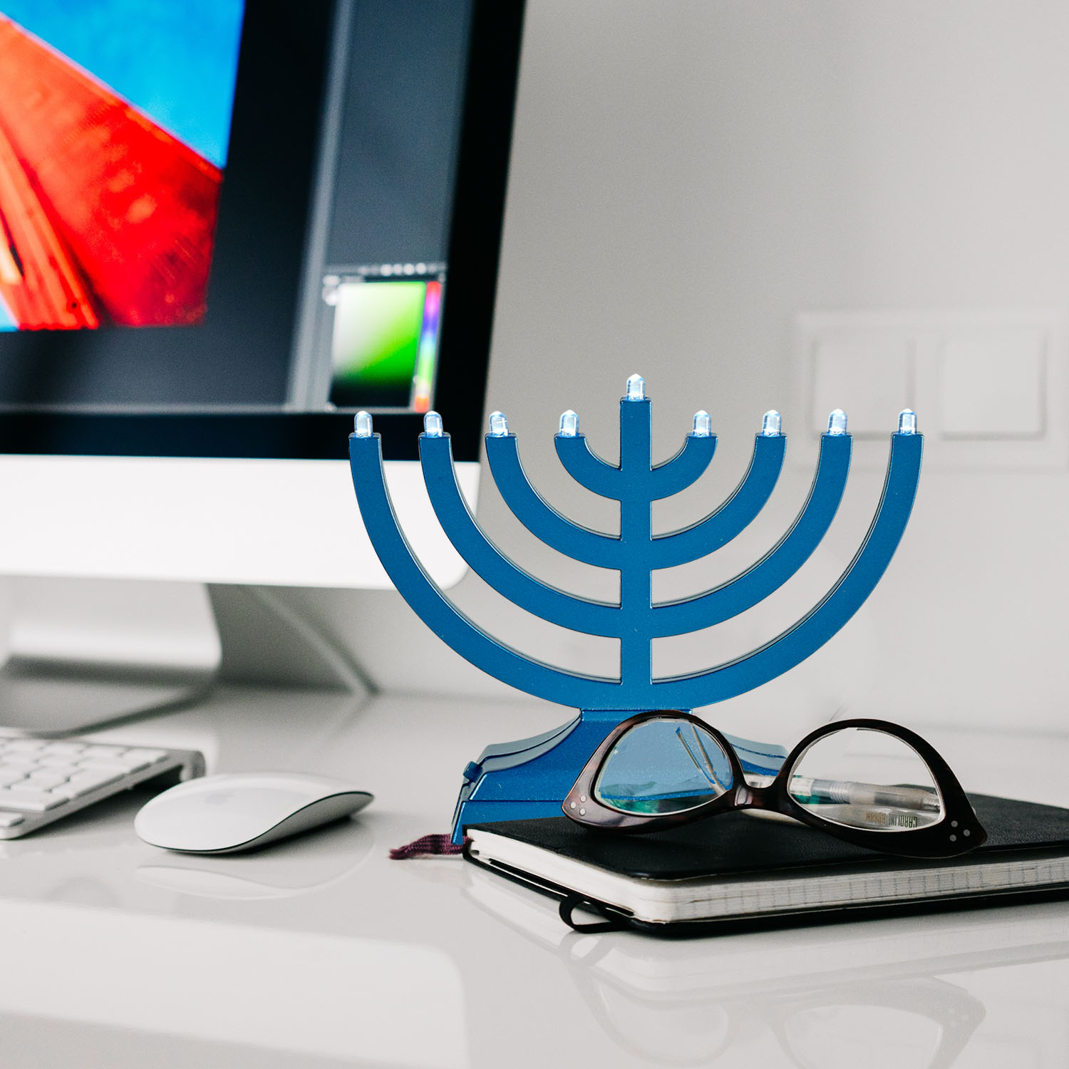 Go Menorah Metallic Blue 3.png