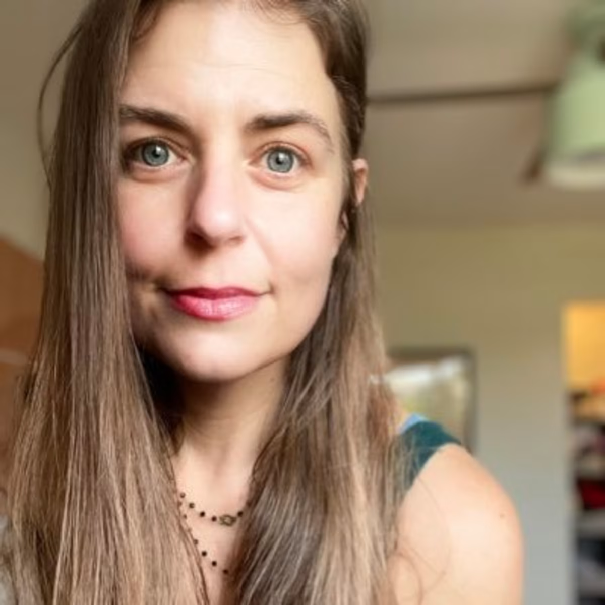 Gabi Moscowitz Head Shot.png