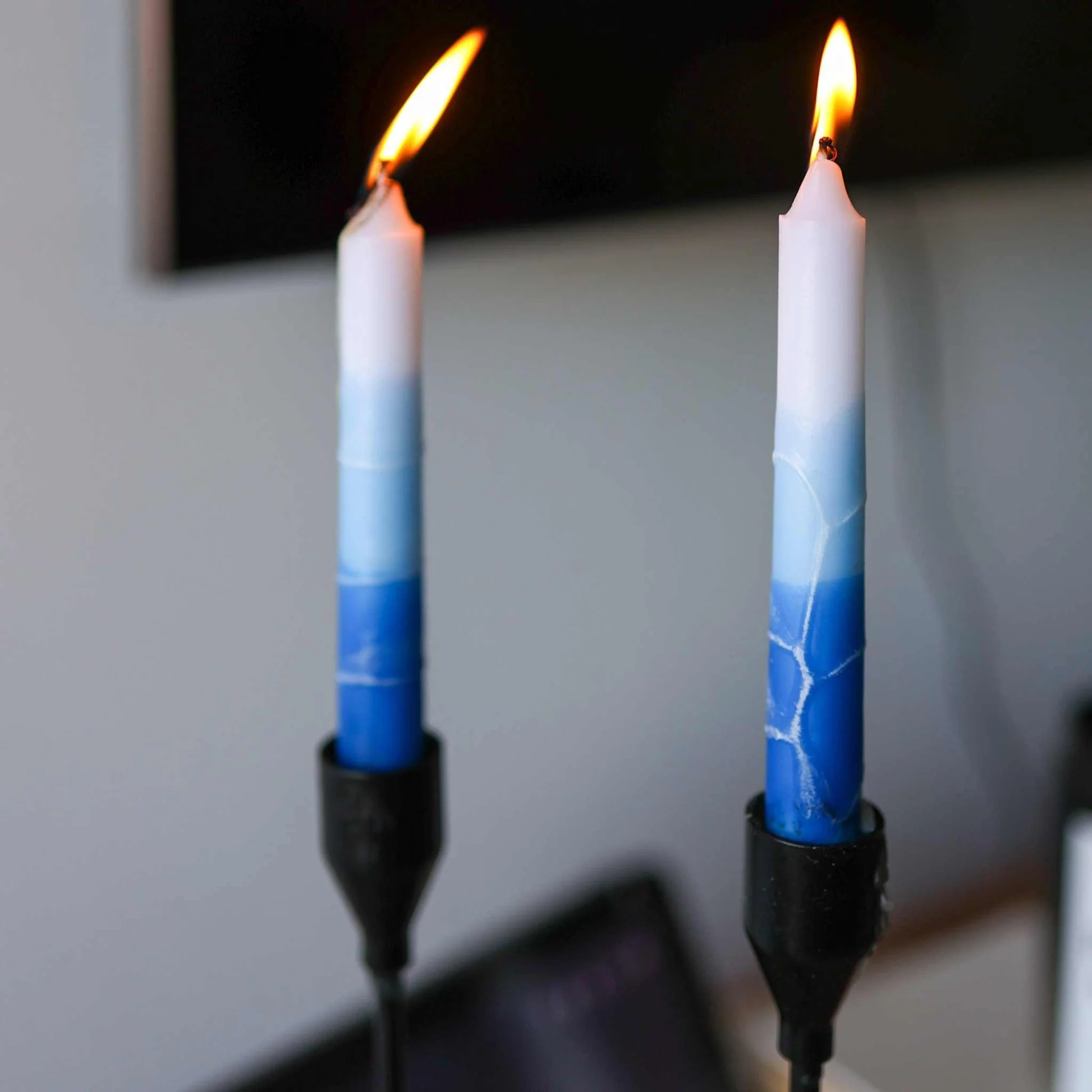Safed Shabbat Candles Blue Teal White Lit SC-SH12-T.png