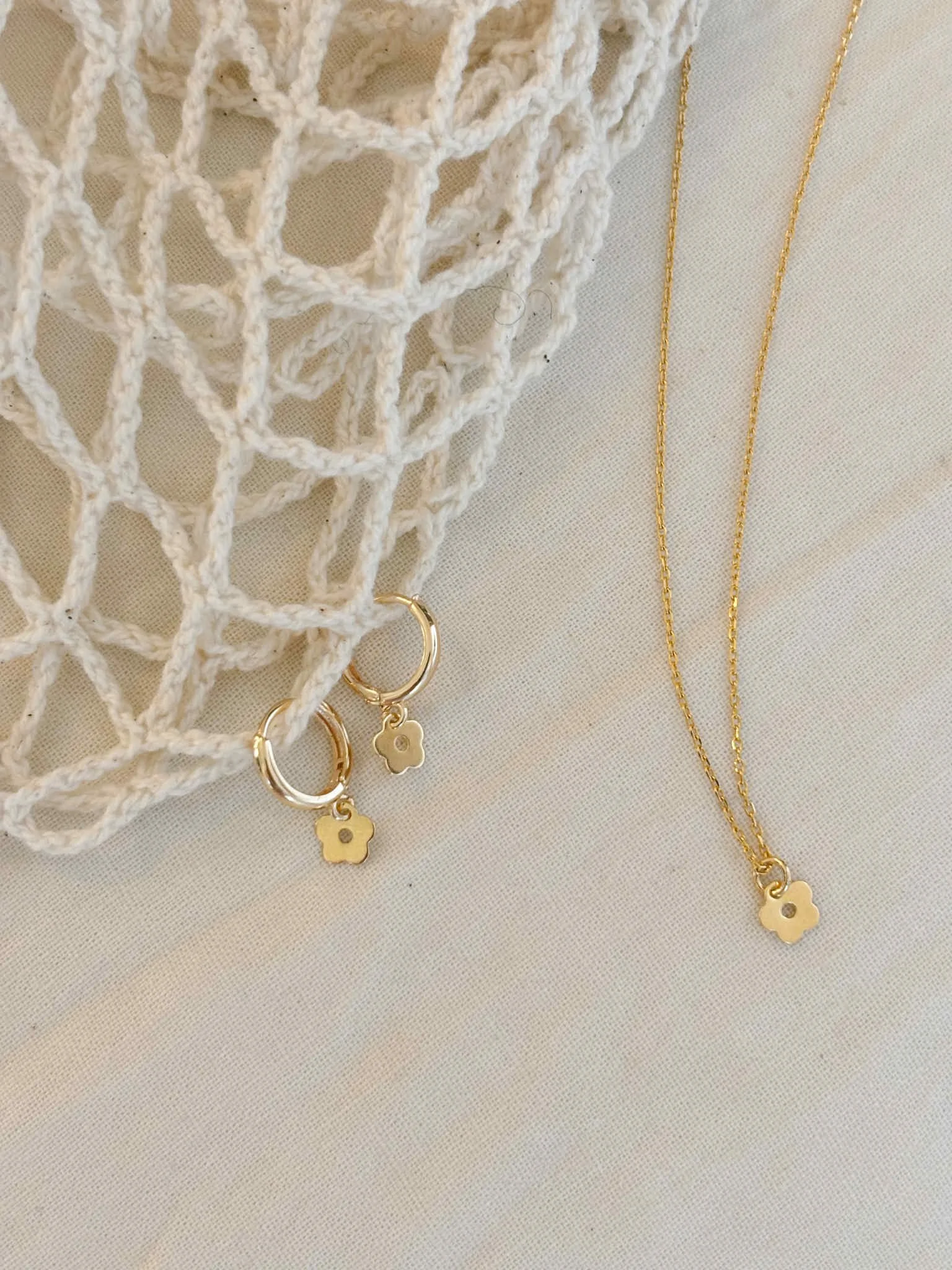Dainty Daisy Gold-Filled Necklace