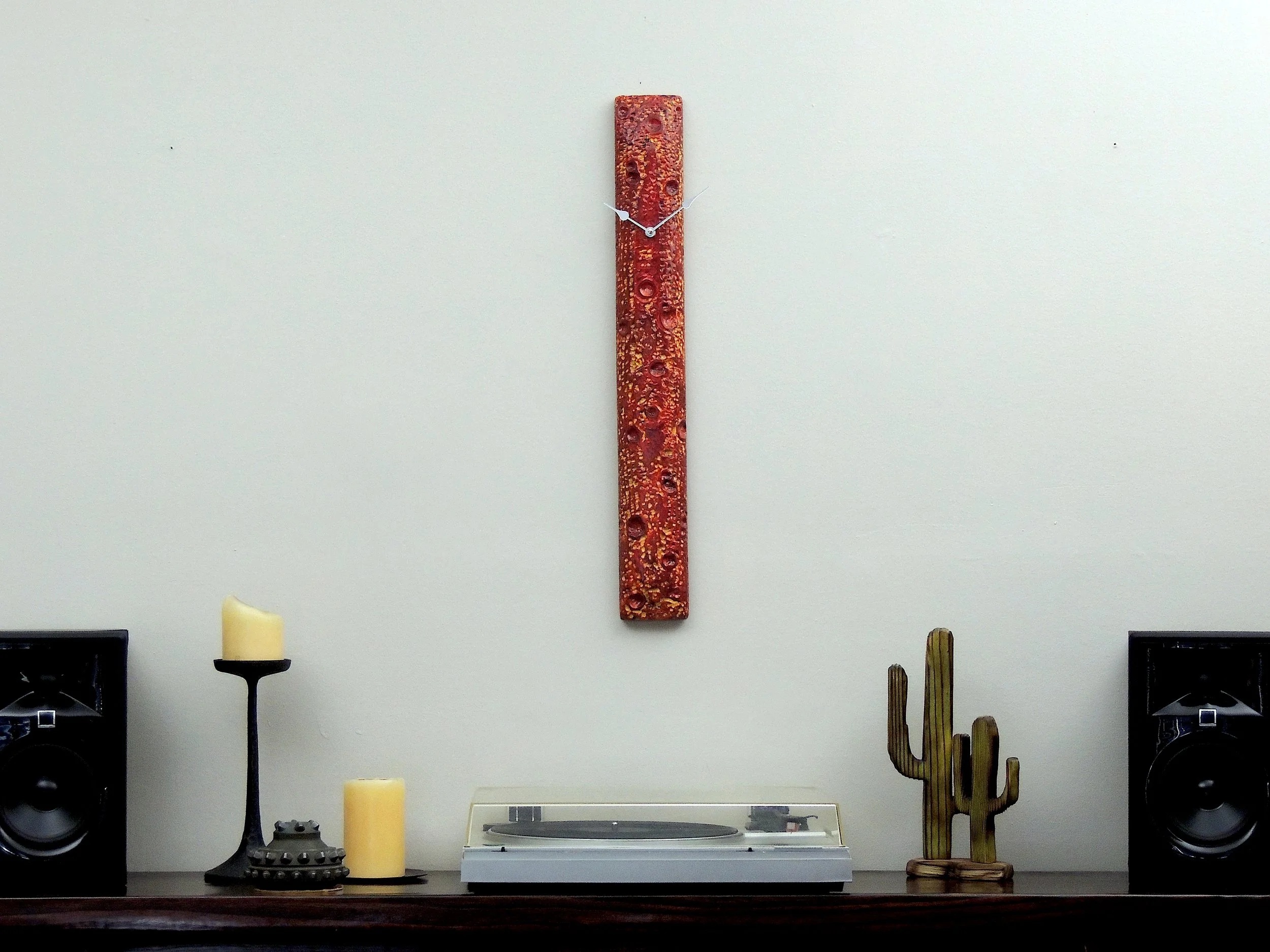 Textured Wood Clock Art - Novos 0002 — Korzen Designs
