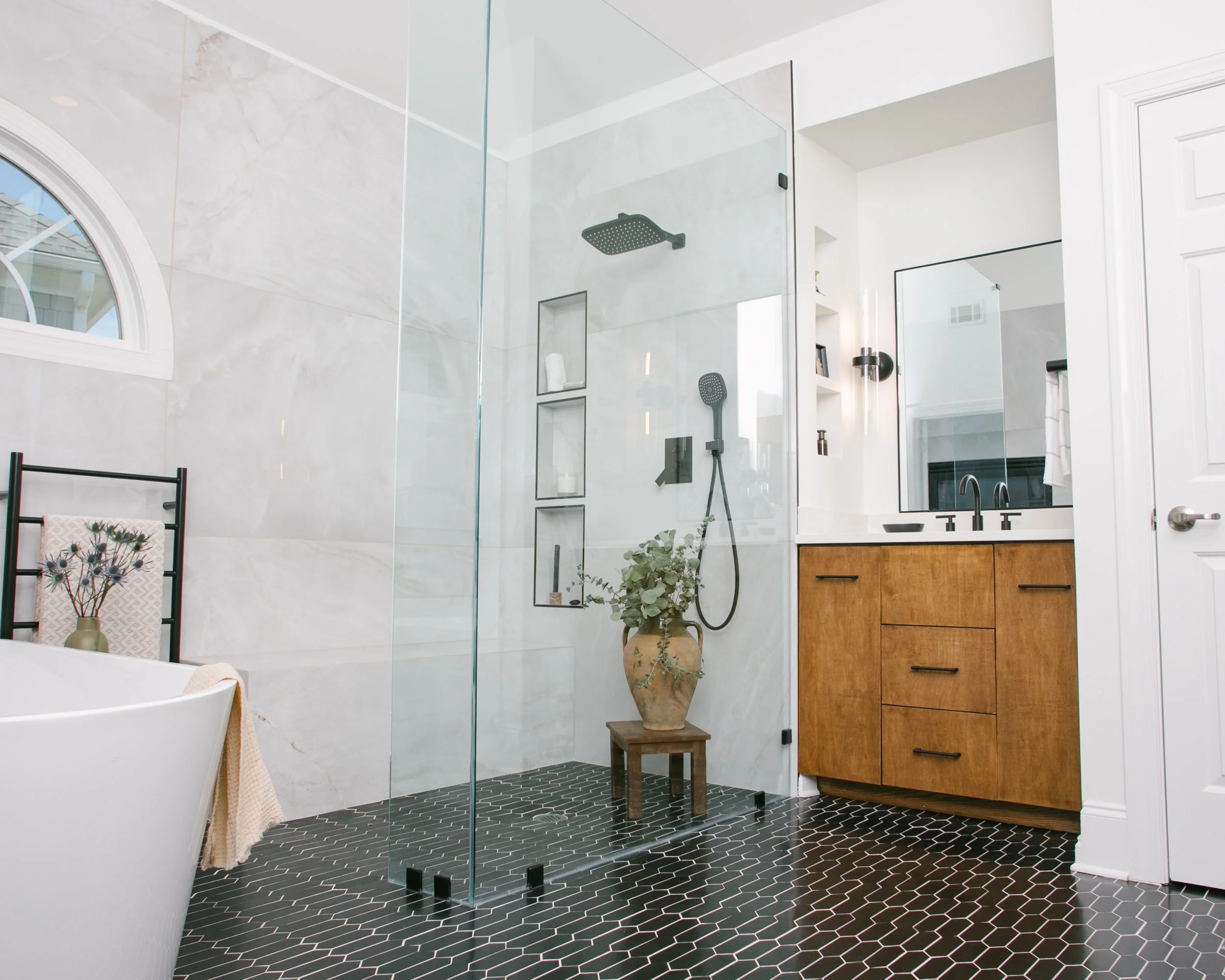 2025_Indira_Bathroom-9637.jpg
