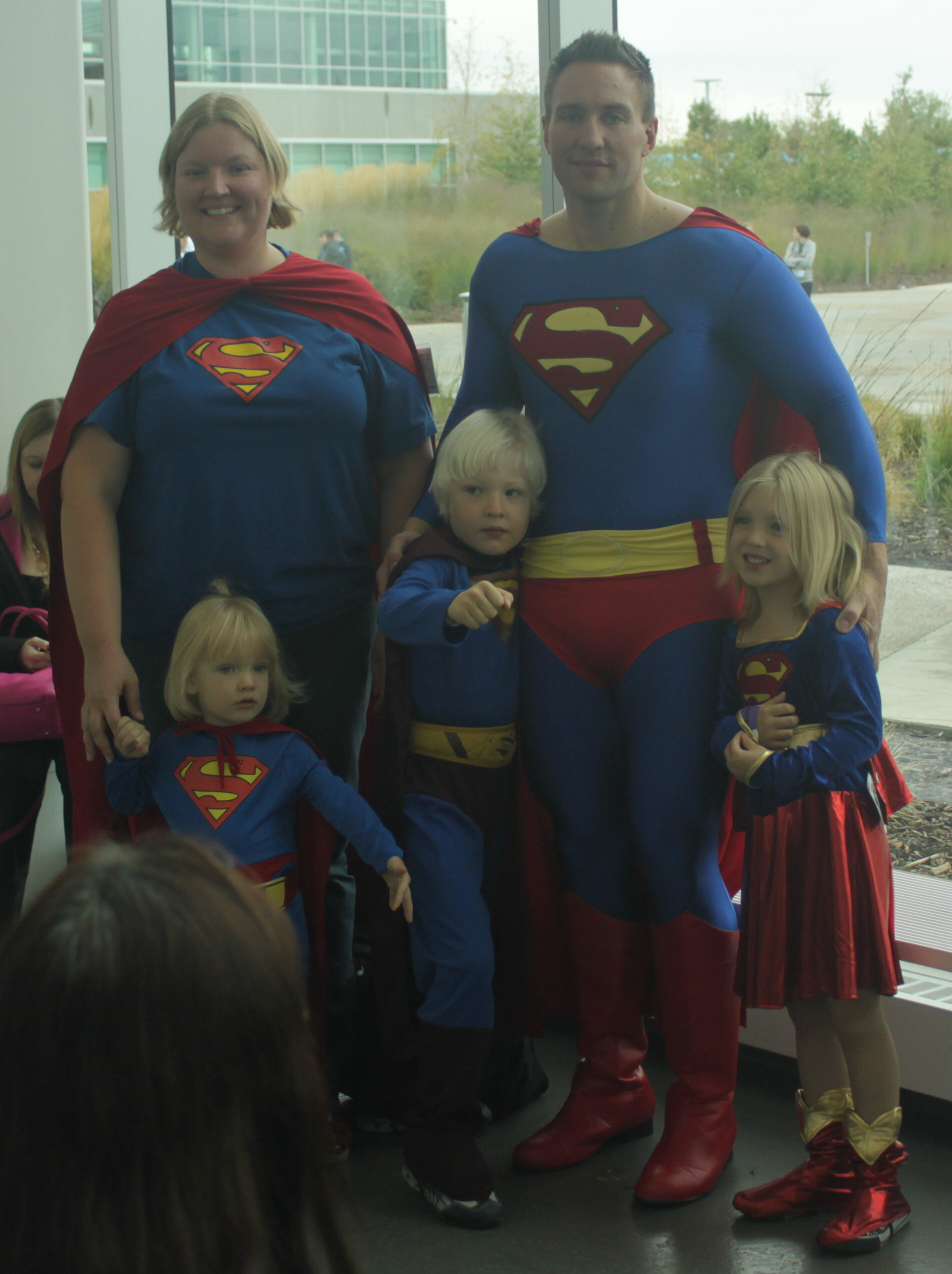 Superman_cosplay_family_Edmonton_2013_a.jpg