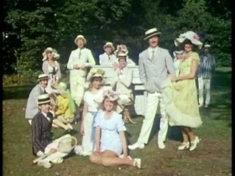 d-Infinity Plays Baker Street: A Day in the Country