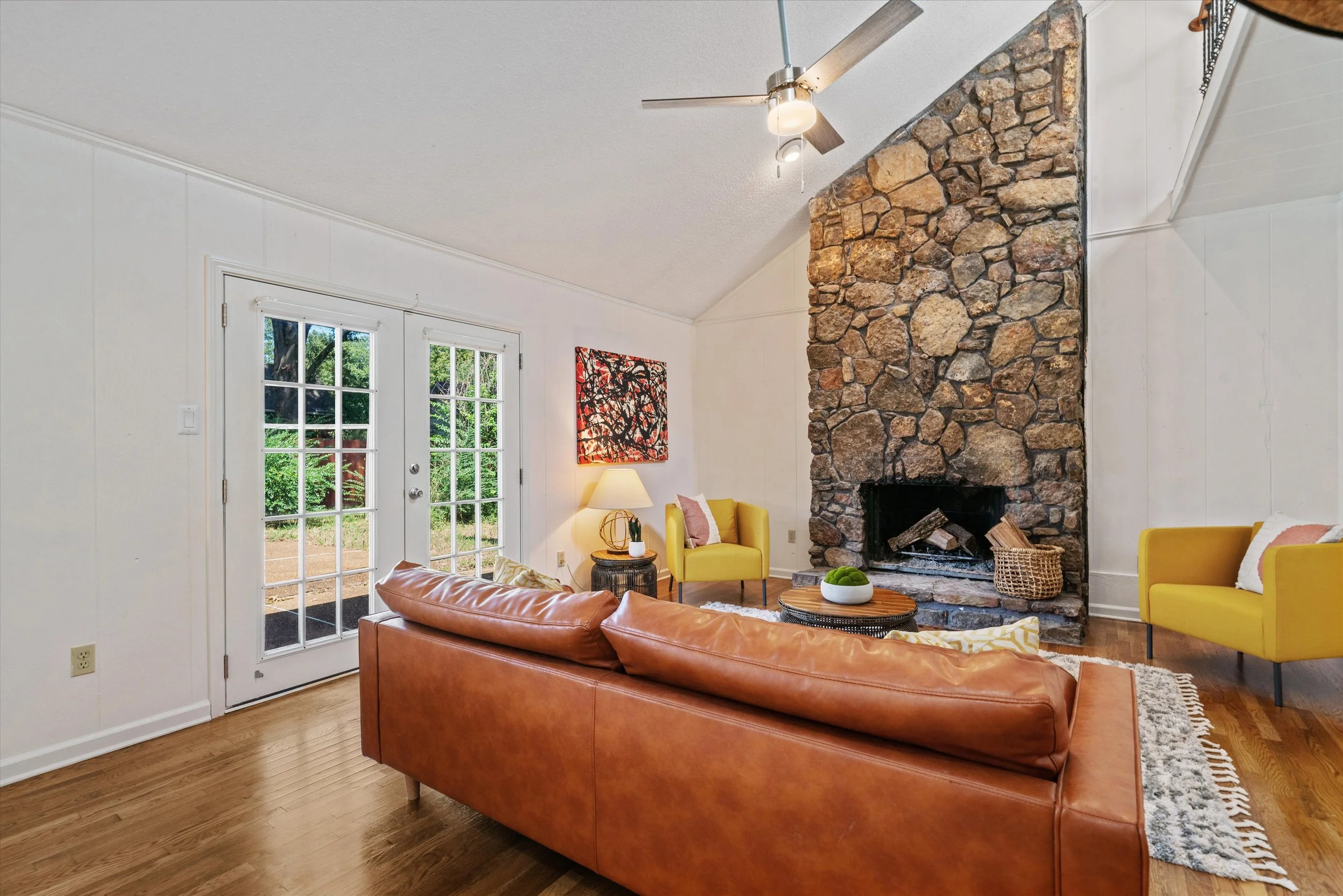Style and Comfort in Bartlett