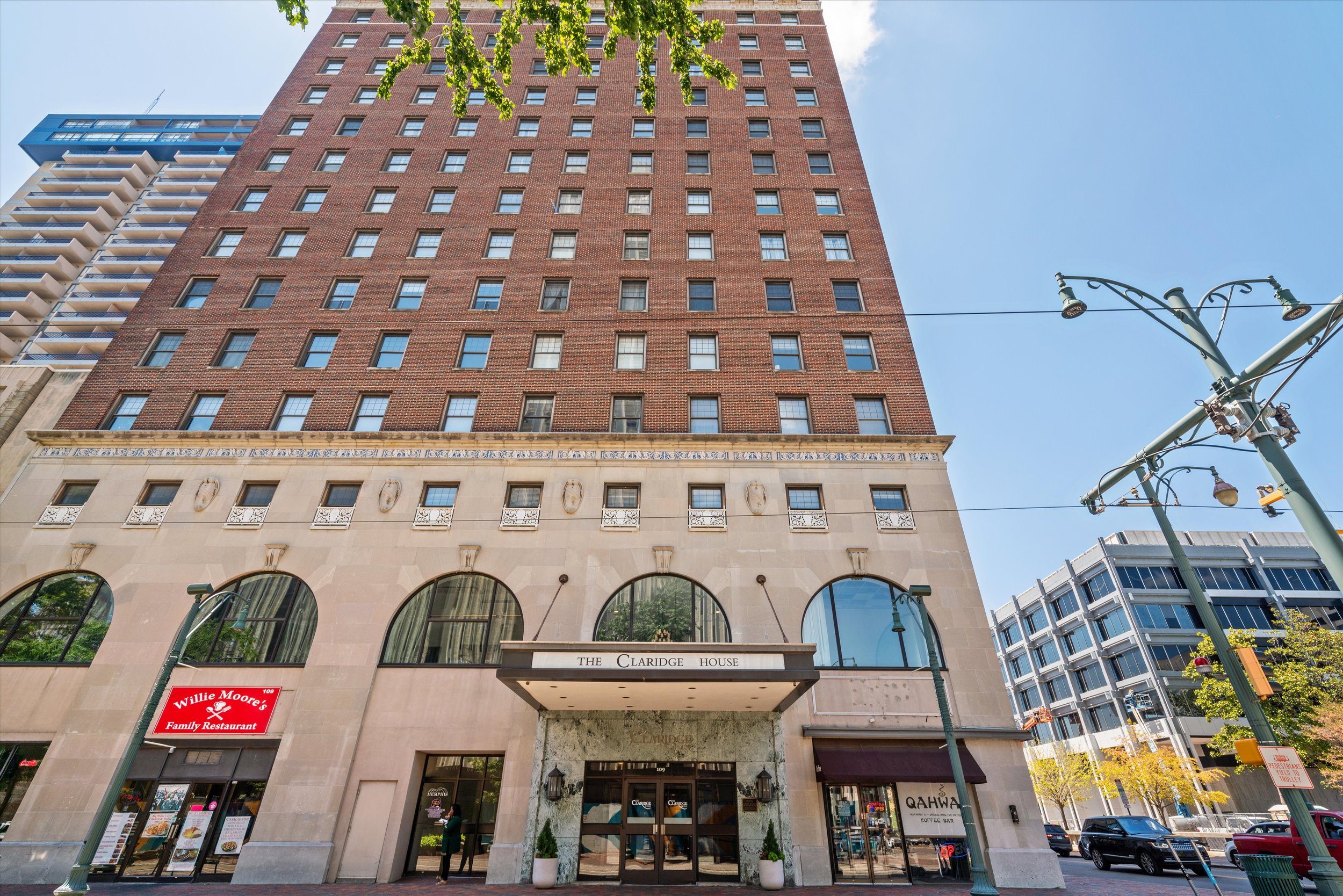 01-109 N Main Unit 1509-1.jpg