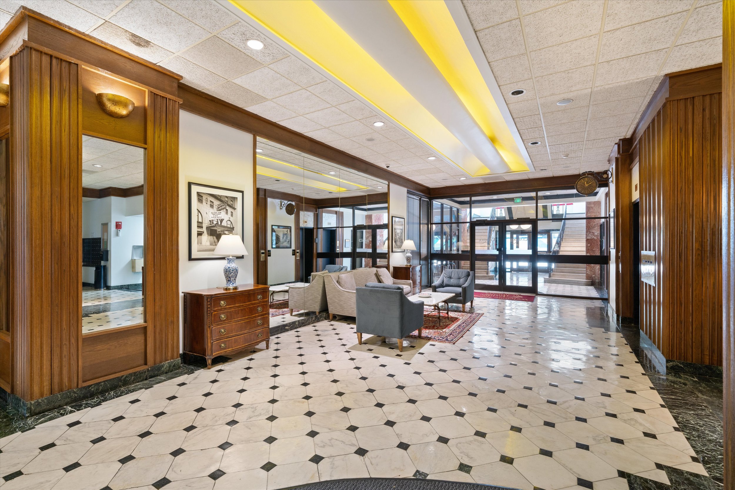 05-109 N Main Unit 1509-5.jpg