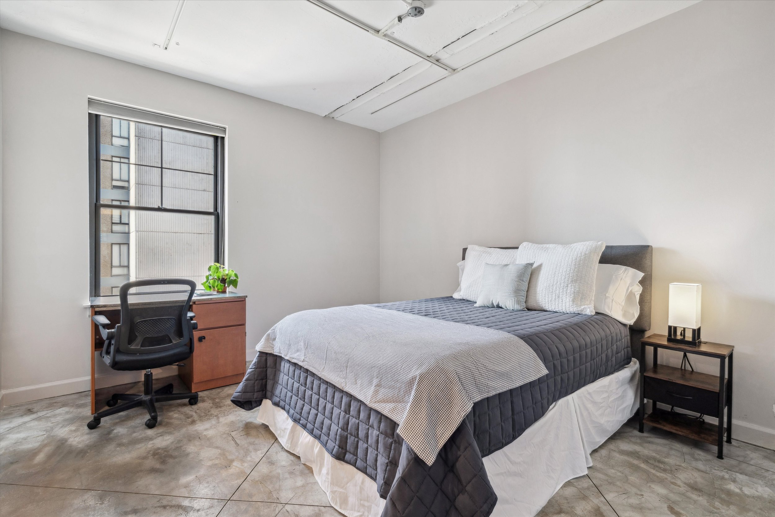 16-109 N Main Unit 1509-16.jpg