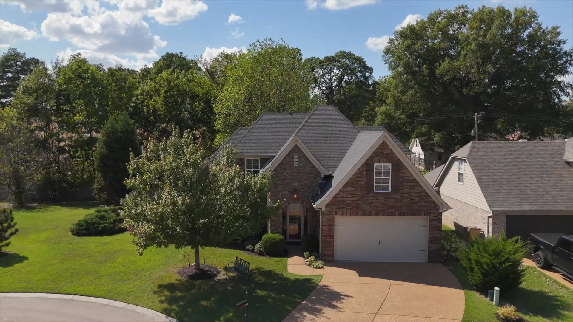 Convenience and community  in a gated East Memphis neighborhood