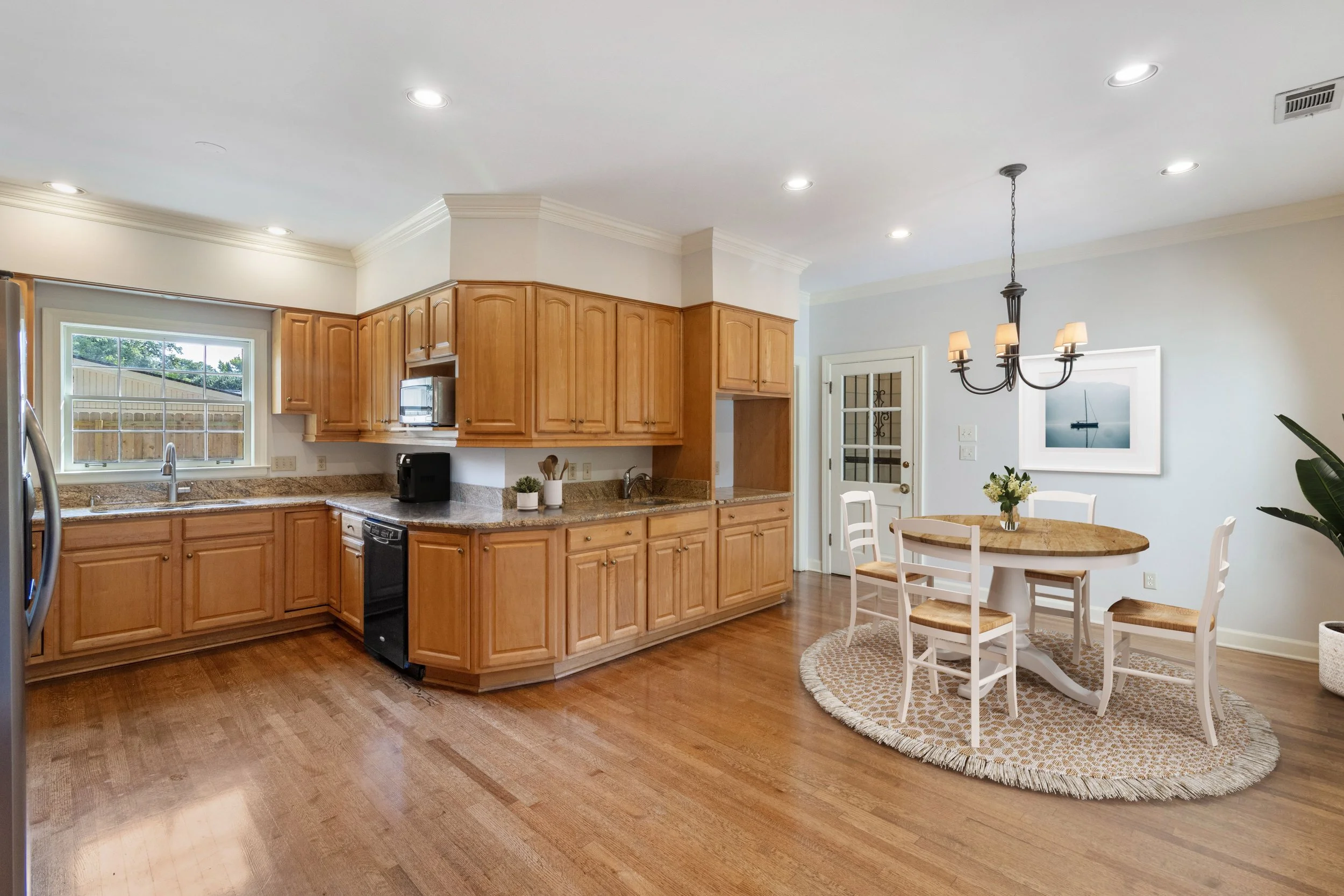 07-4915 Lake Drive Reshoot-11.jpg