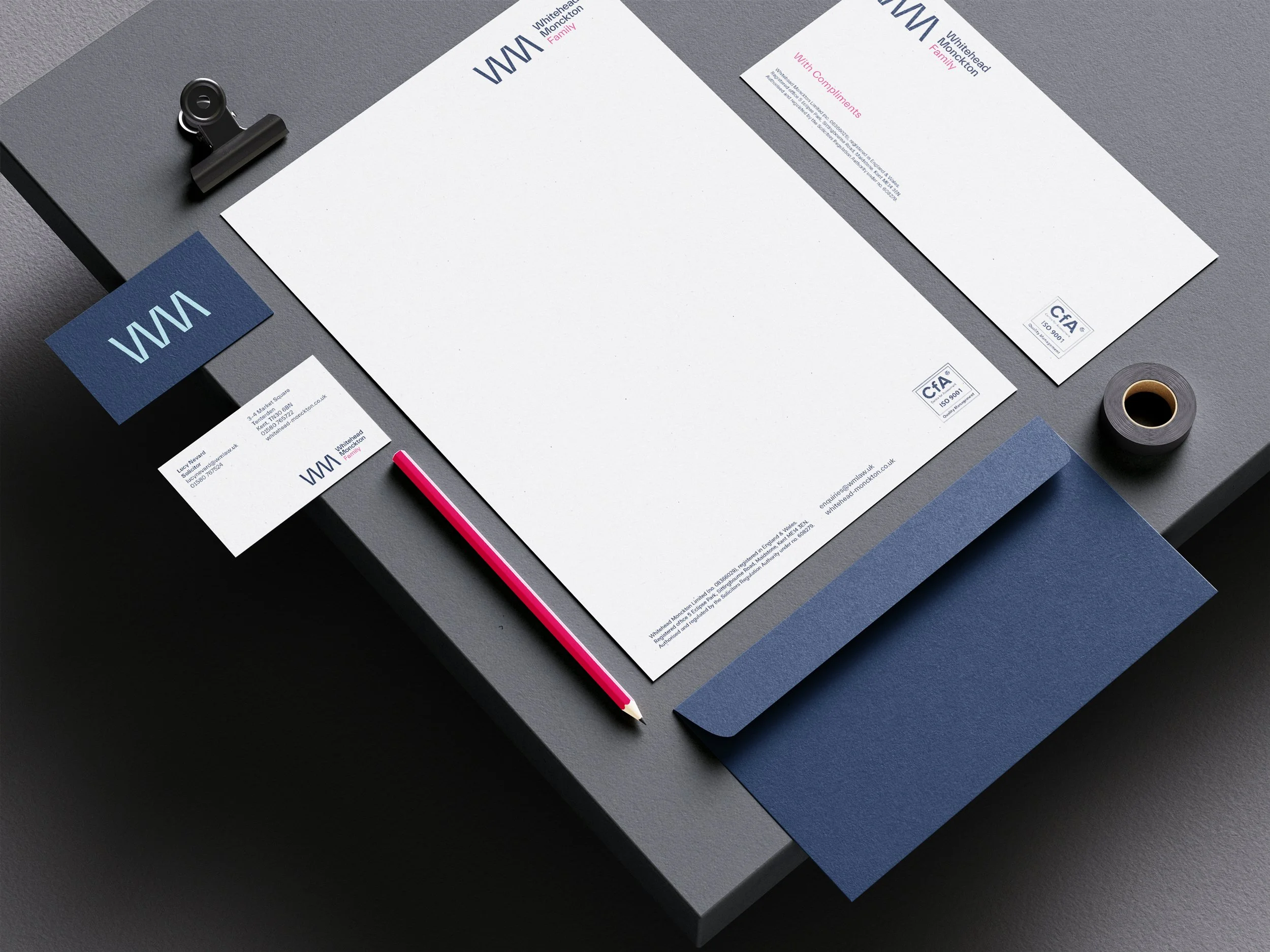 Free_Stationery_Mockup_1_Family.jpg