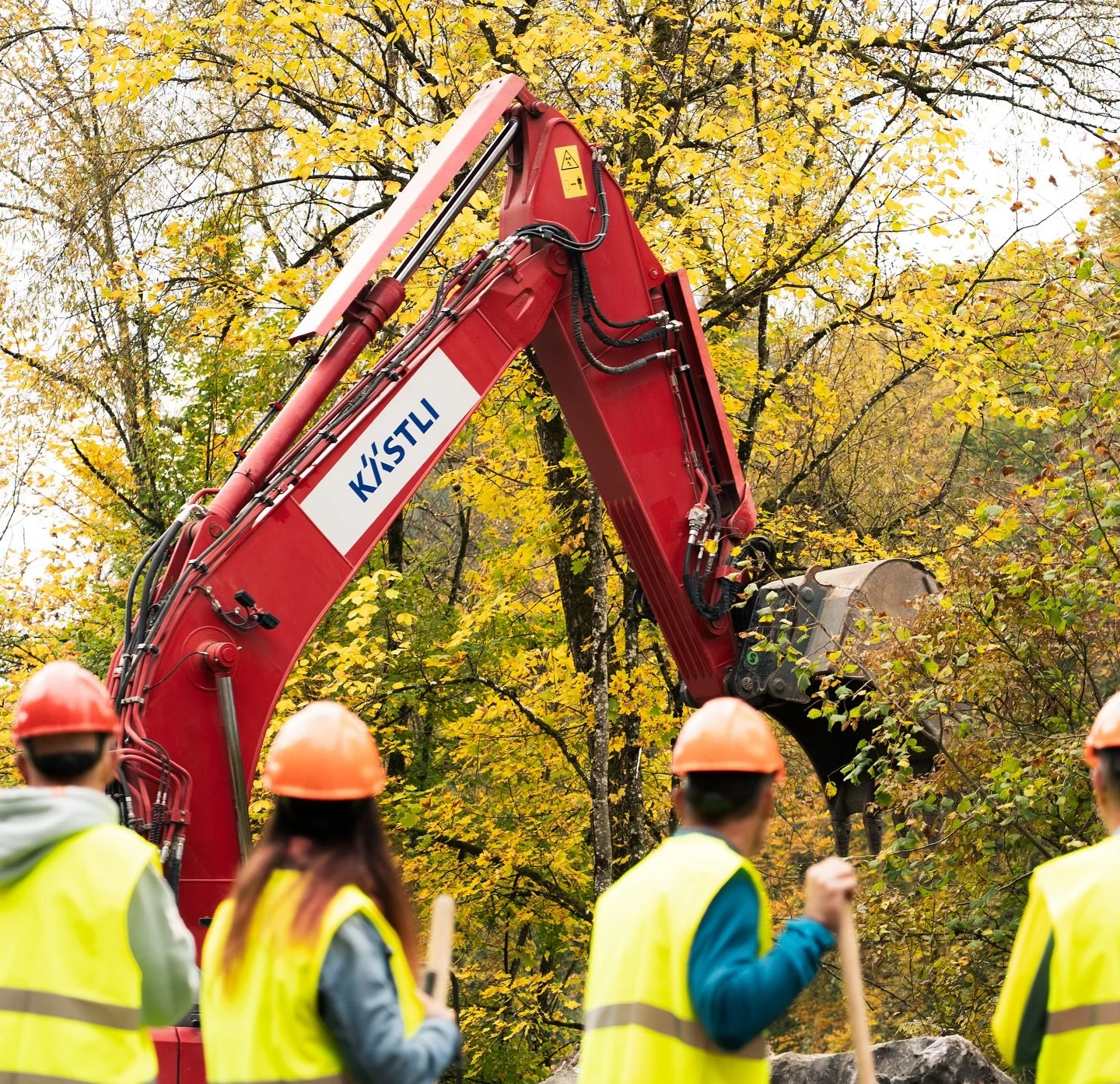 🚧 Spatenstich f&uuml;r die EMV-Stufe der ARA Worblental!💧

Im Oktober 2025 haben wir als Vorstand der ARA Worblental den Spatenstich f&uuml;r die neue Verfahrensstufe zur Elimination von Mikroverunreinigungen (EMV) gefeiert.
Damit startet ein weite
