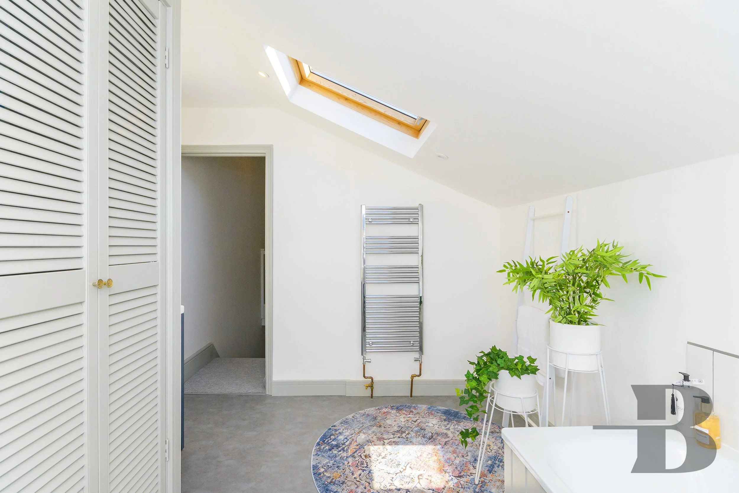 DAORHCTACDER32FFF - Bathroom A.jpg