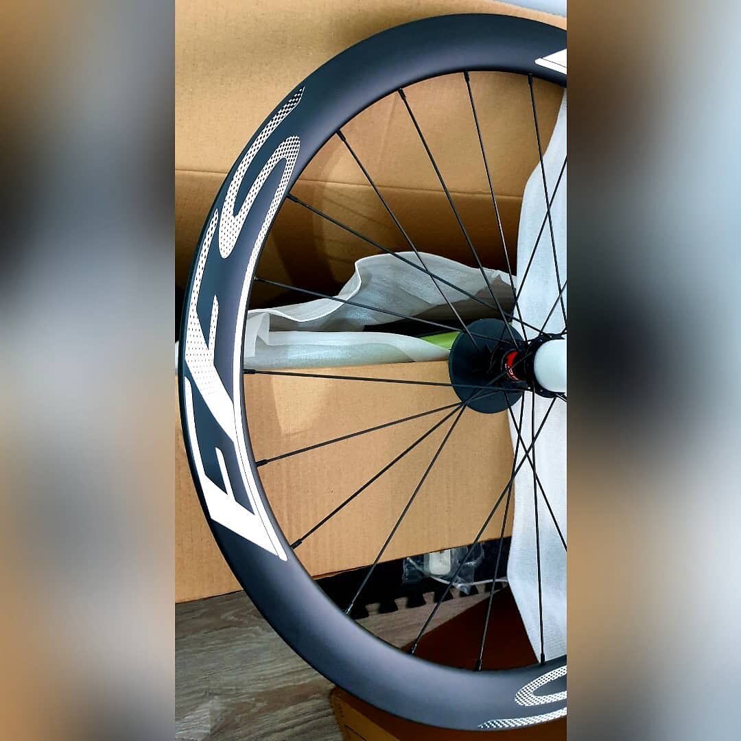 Don&rsquo;t we all love a new wheel day? The new bike is going to look awesome 😎 #reposted &bull; @rahmedh Engineered for Speed - EFS

The new wheels unveiled in preparation for  the big arrival of the new bike.

#NewBikeTime #newwheeltime #potd #cy