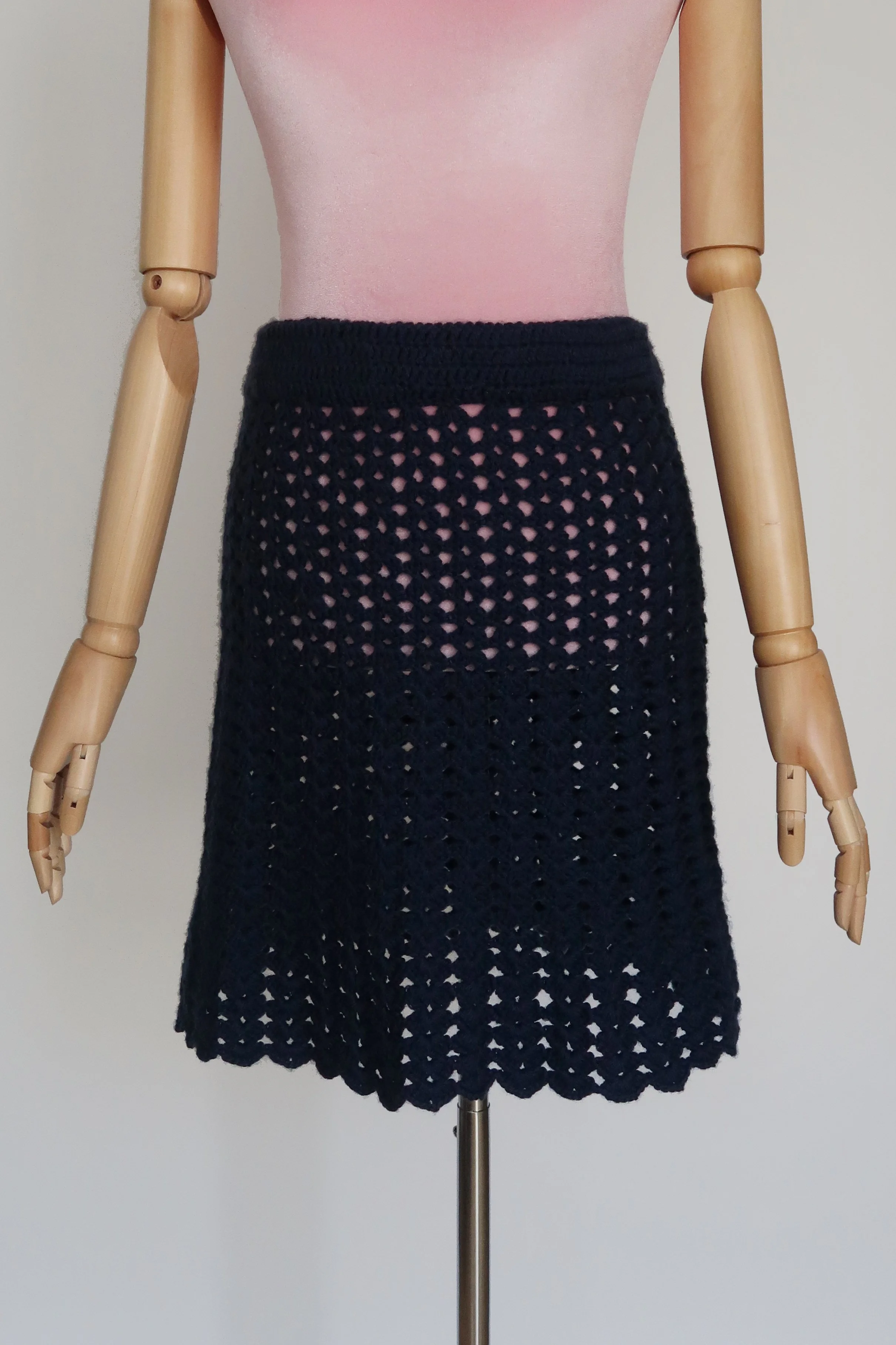Vintage_60s_Navy_Crochet_Mini_Skirt_2.jpg