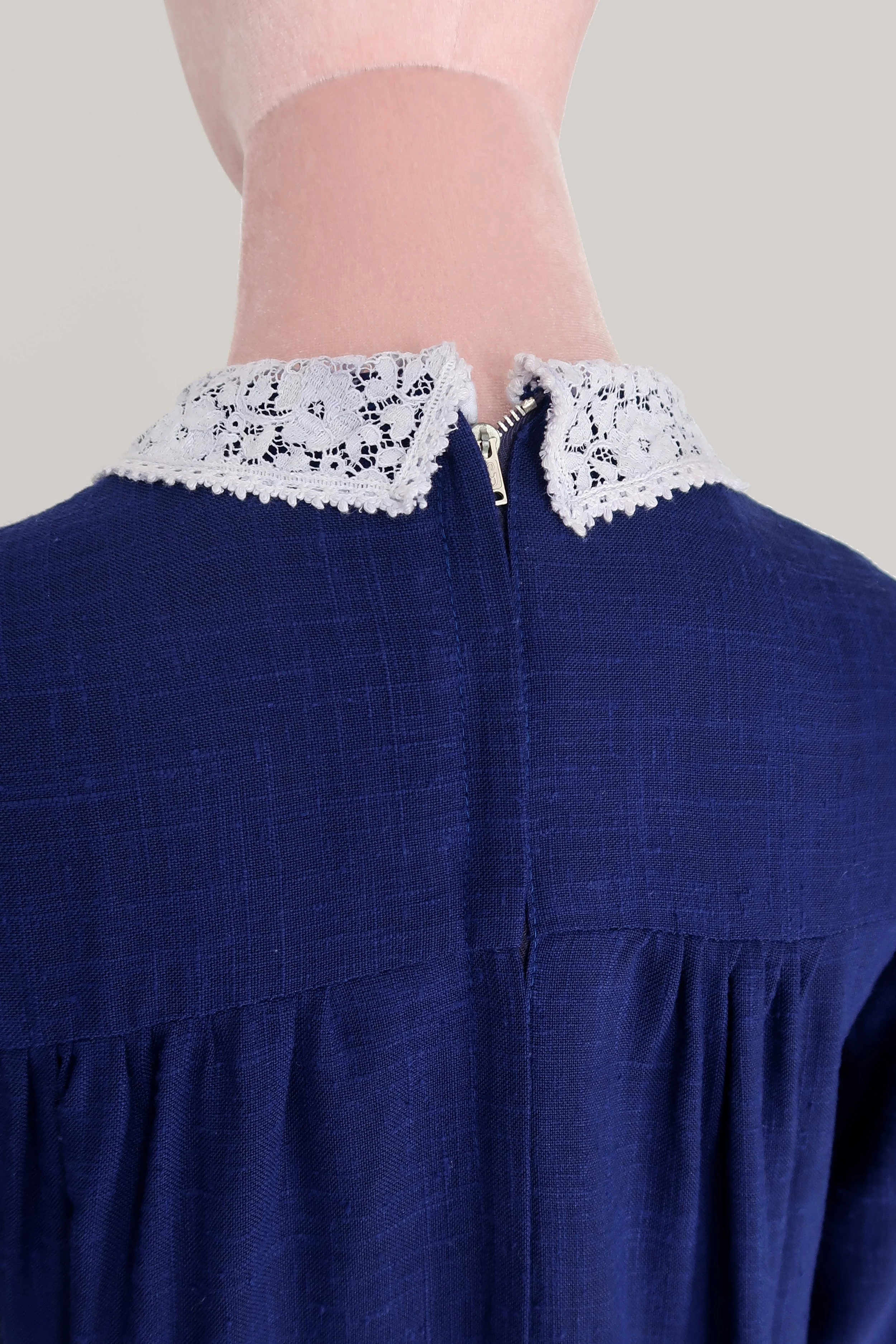 Vintage_70s_Navy_Lace_Collar_Smock_Dress_5.jpg