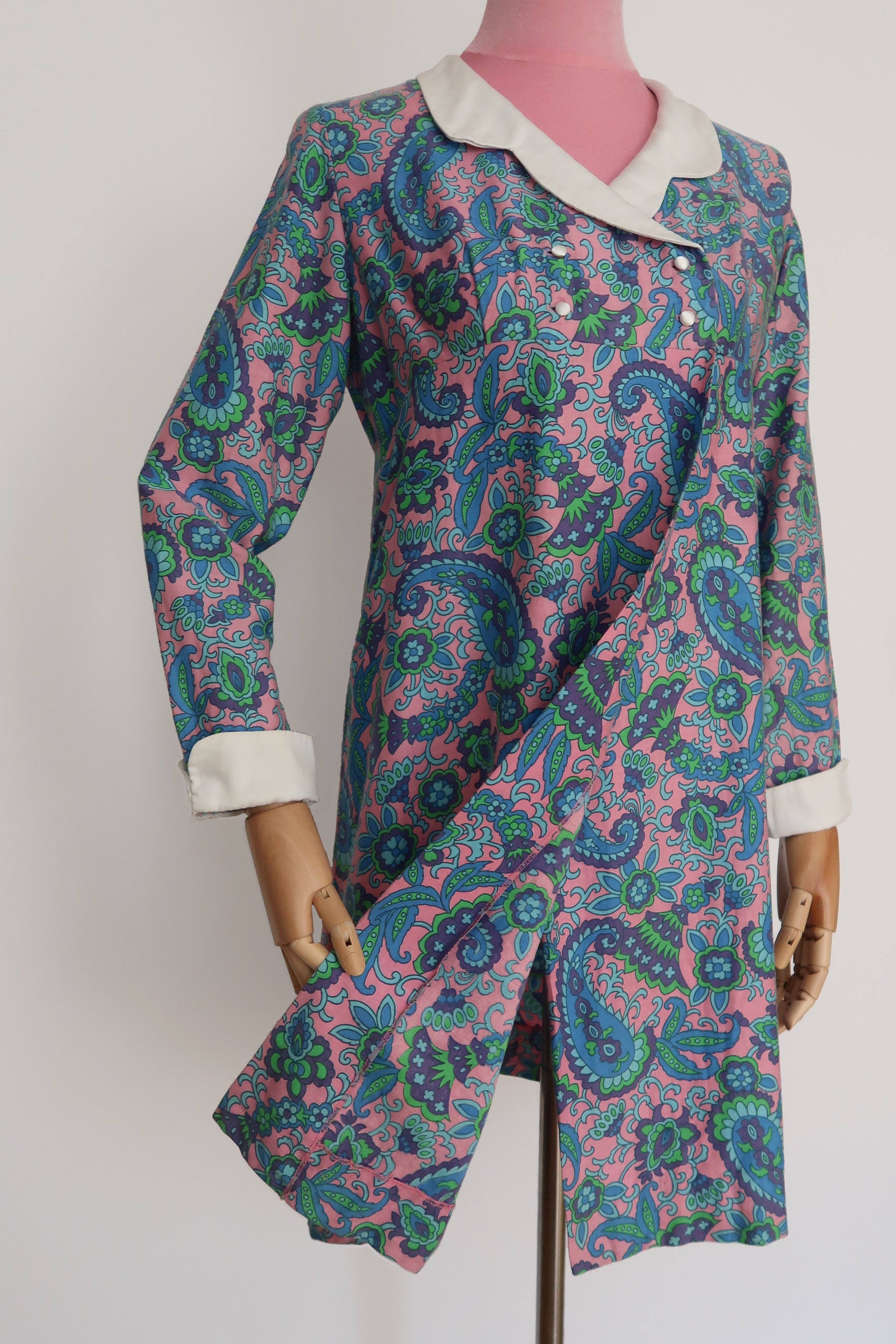 Vintage_60s_Pastel_Paisley_Cotton_Collar_Dress_3.jpg