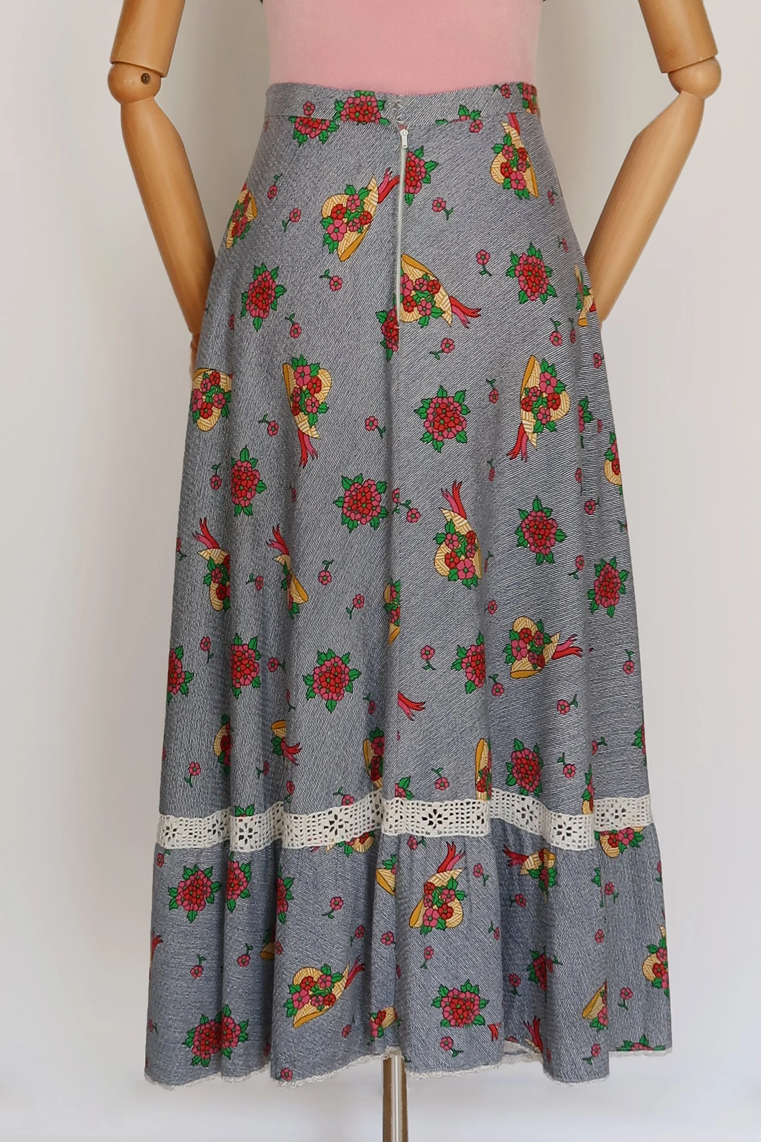 Vintage_70s_Midi_Hat_Print_Summer_Skirt_4.jpg