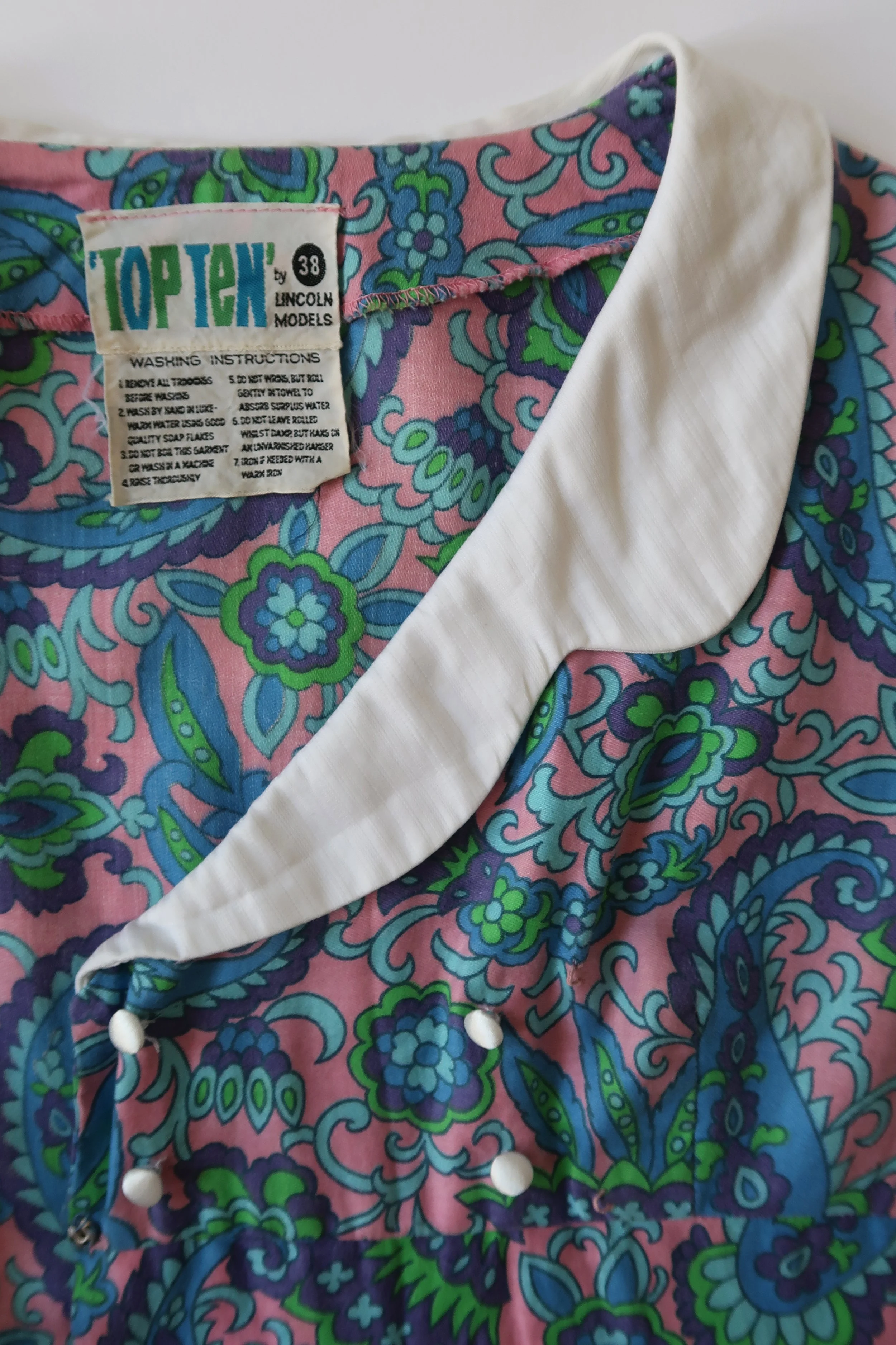 Vintage_60s_Pastel_Paisley_Cotton_Collar_Dress_7.jpg
