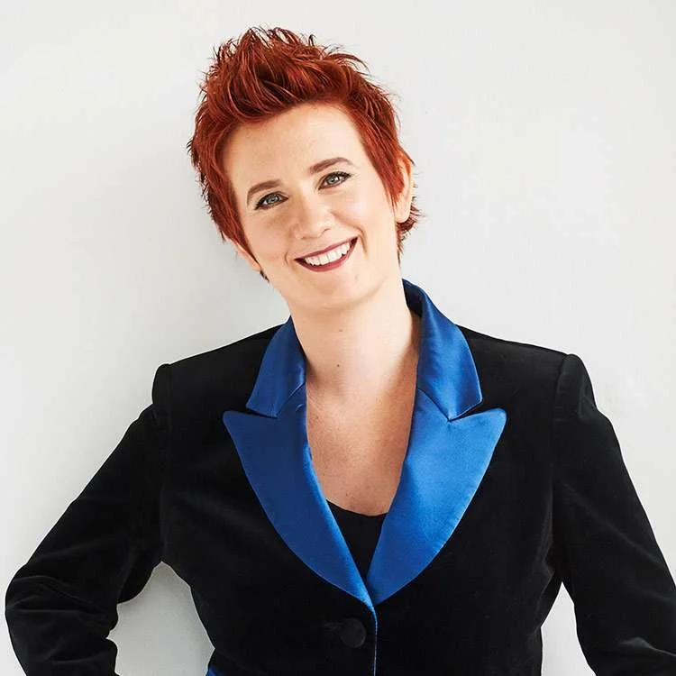 Aisslinn Nosky (violin)