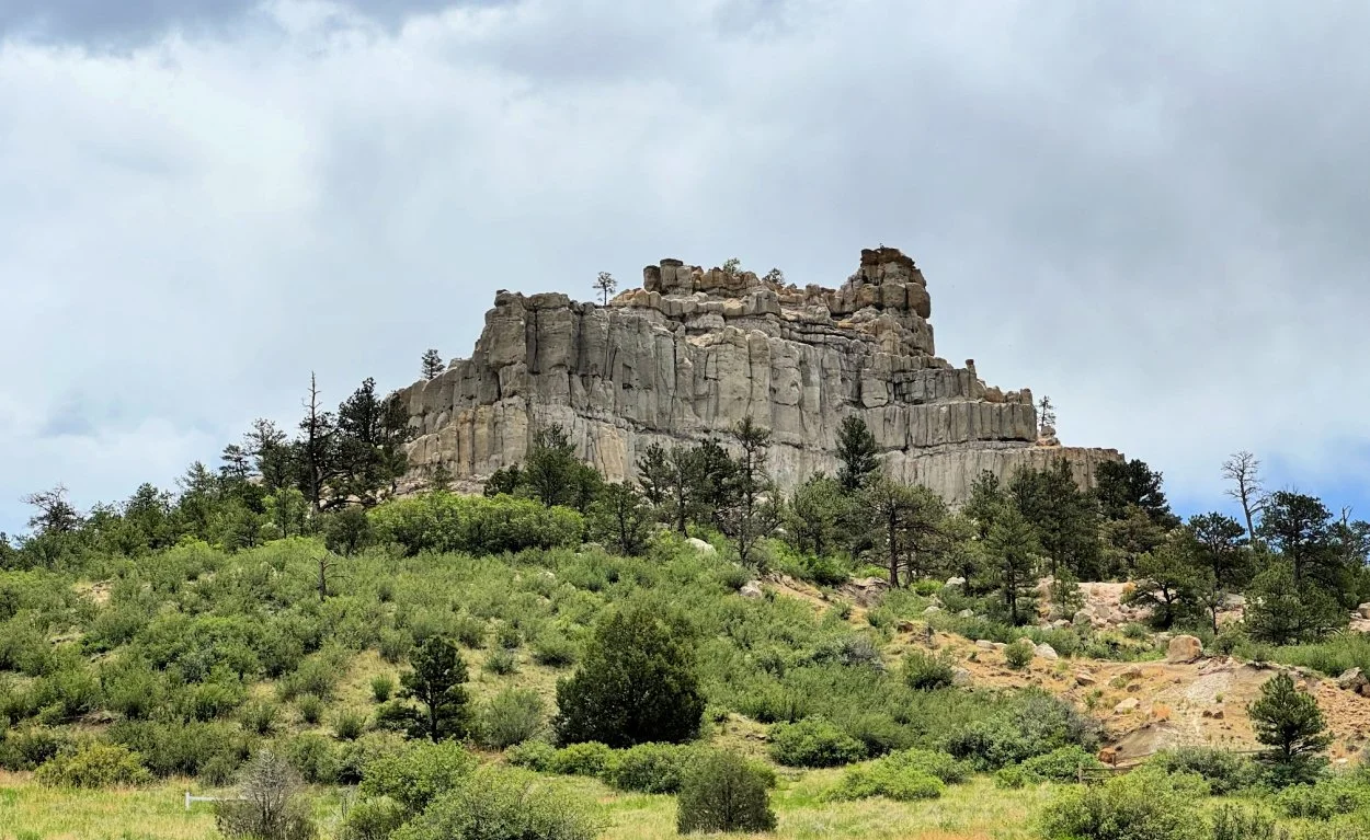 5 Easy Hikes Colorado Springs Locals Love (Plus 1 Local Challenge ...