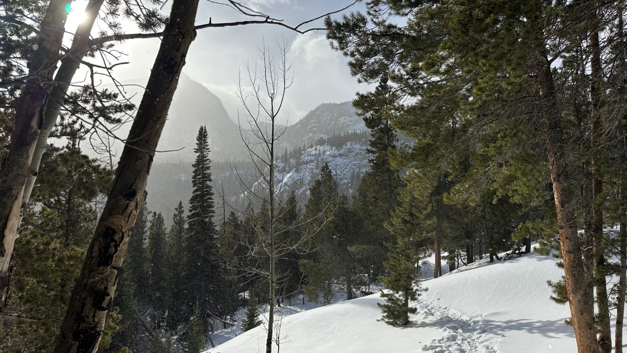 Winter views along Glacier Gorge Trail