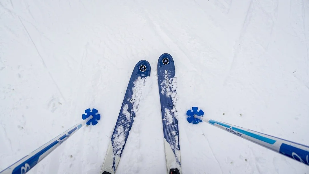 9 Tips for Cheap Colorado Skiing 